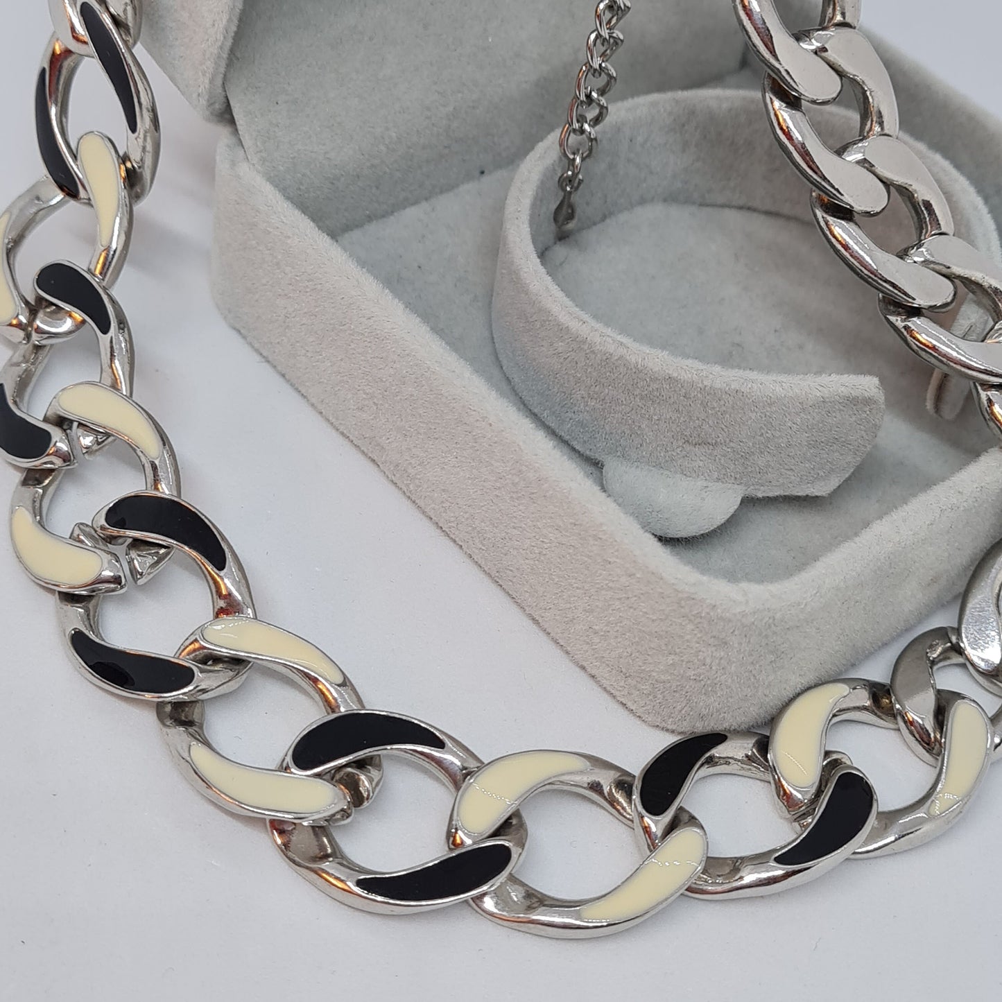 Vintage chunky chain necklace Silver tone big link necklace with black and ivory enamel