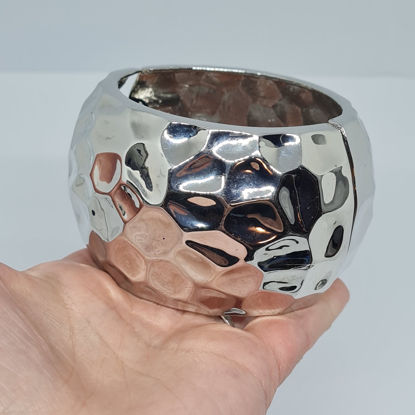 Vintage THE LIMITED clamper bracelet Gloss silver tone chunky cuff bracelet