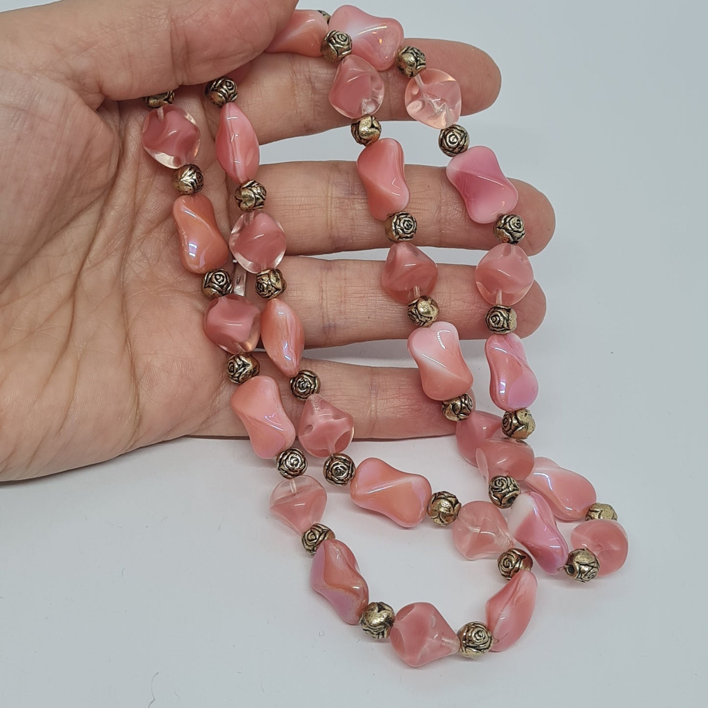 Vintage pink glass beads necklace Pink tone glass beads with gold-tone metal flower details necklace