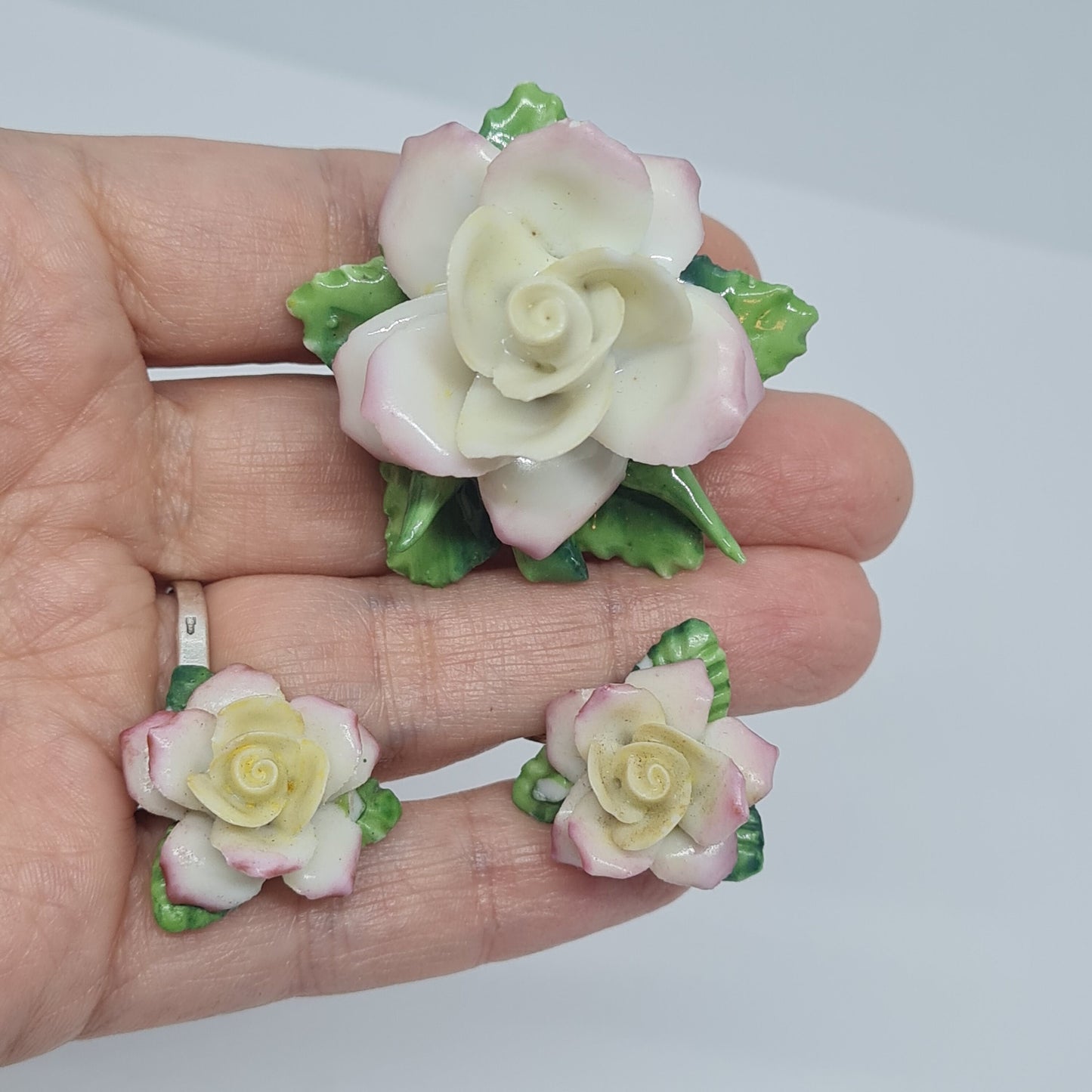Vintage JAPAN bone china jewelry set Pink rose flower with green leaves brooch and clip earrings Ceramic floral jewelry set