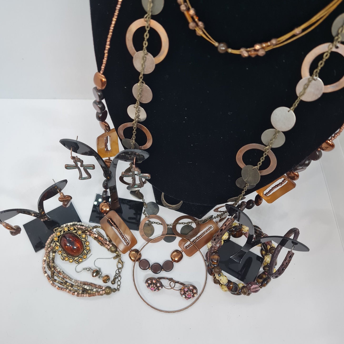 Brass and copper tone jewelry lot Vintage to now all wearable 13 items for wear photo session or craft