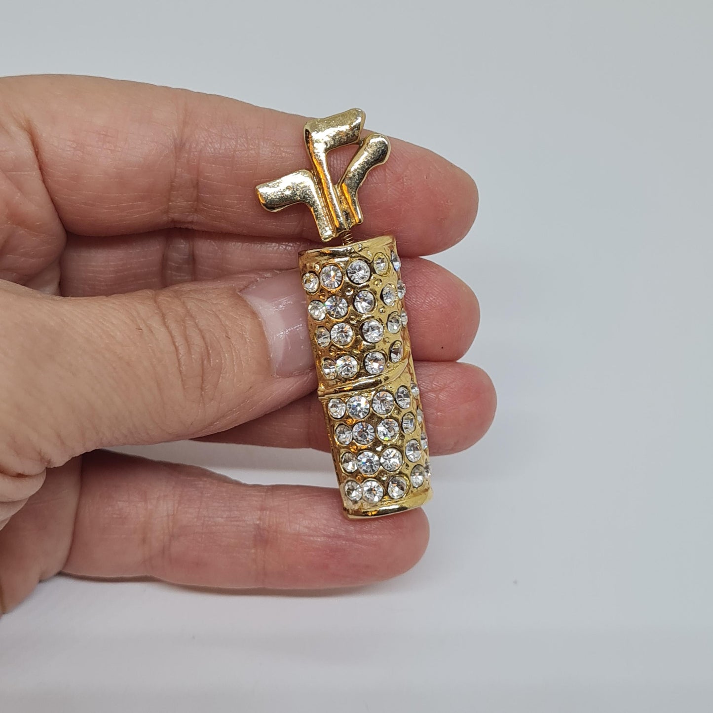 Vintage golf bag brooch, Gold-tone metal golfers brooch pin with trumbler