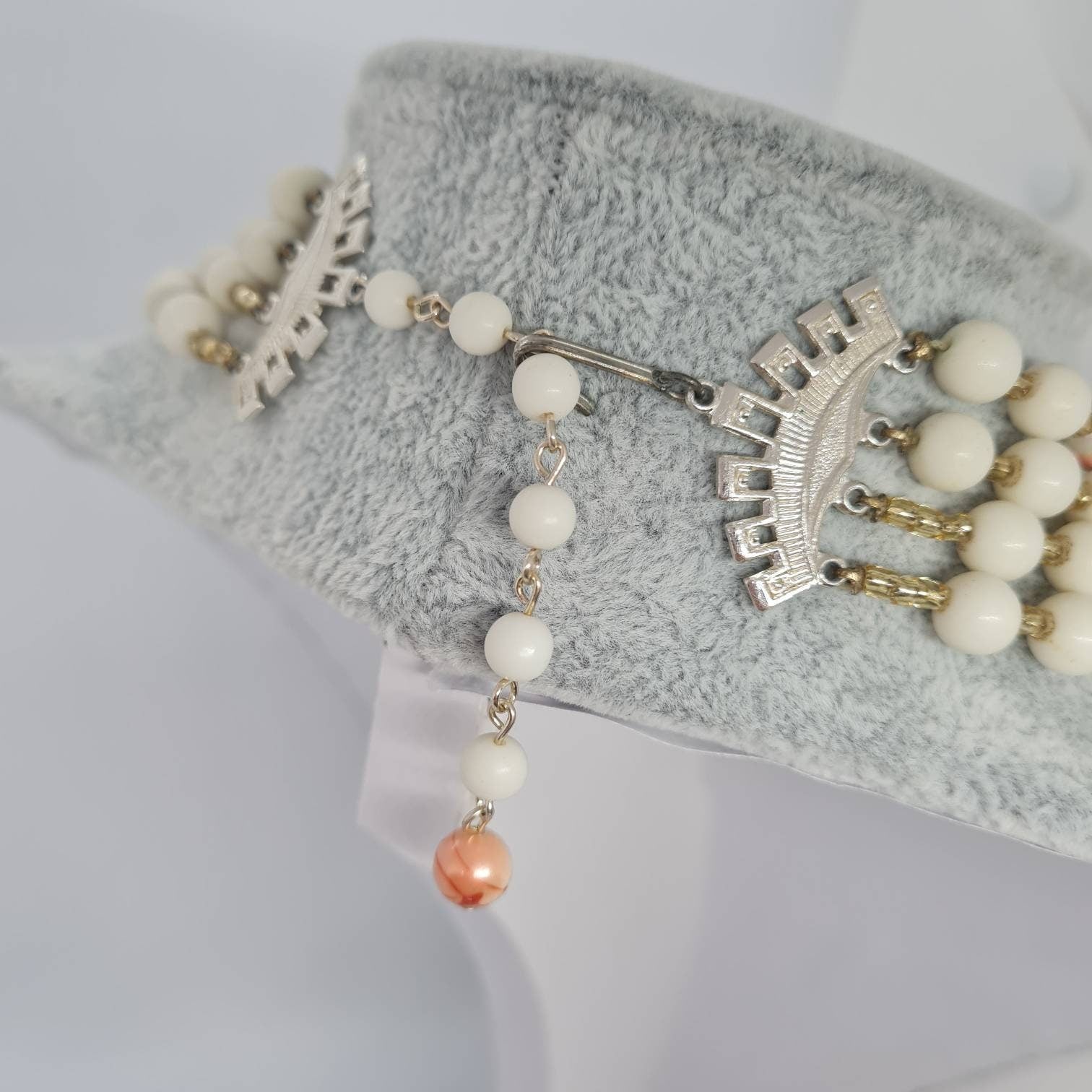 Vintage multistrand necklace Silver tone metal with white and pink plastic beads necklace