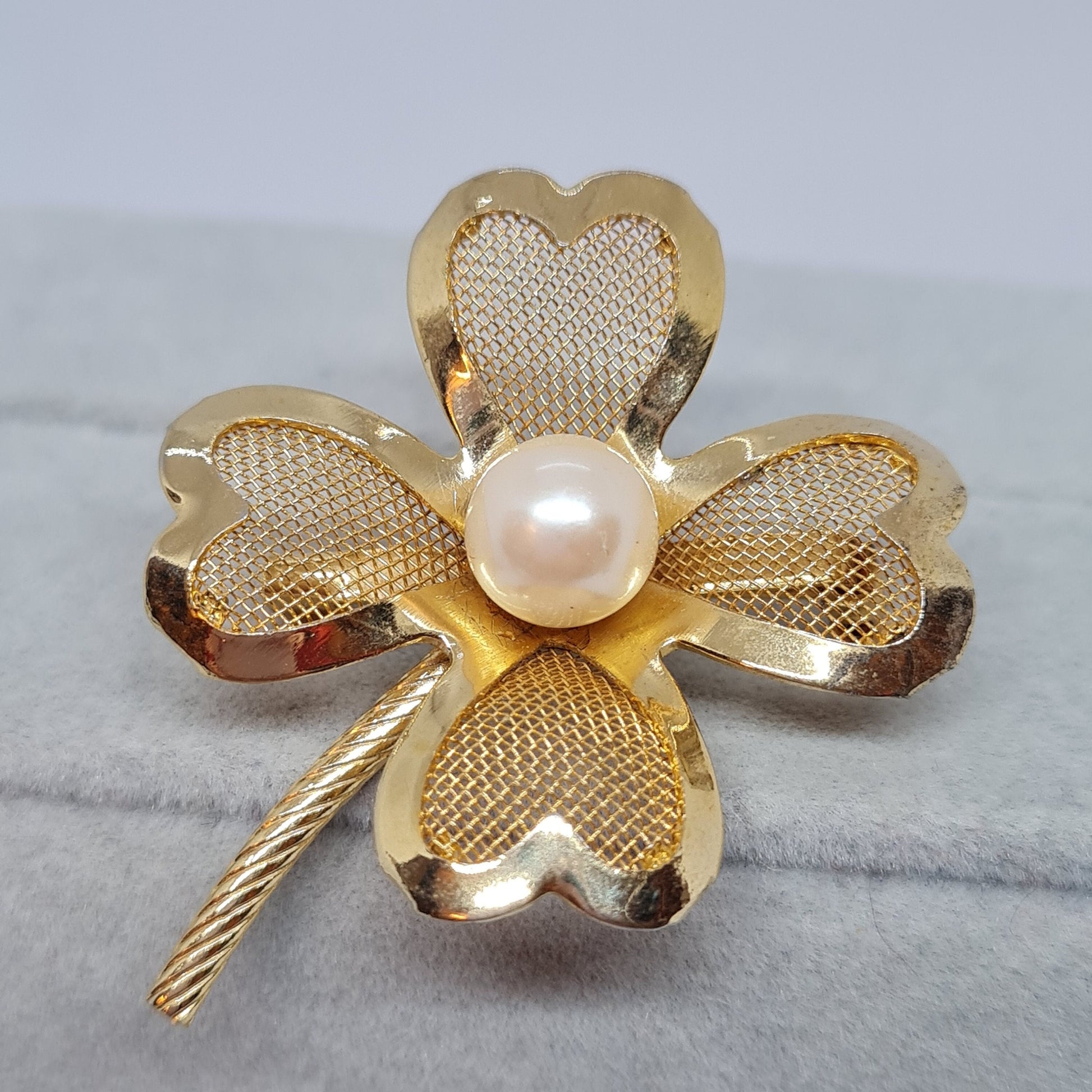 Vintage clover brooch Gold-tone metal mesh with white faux pearl brooch pin, Lucky clover brooch pin