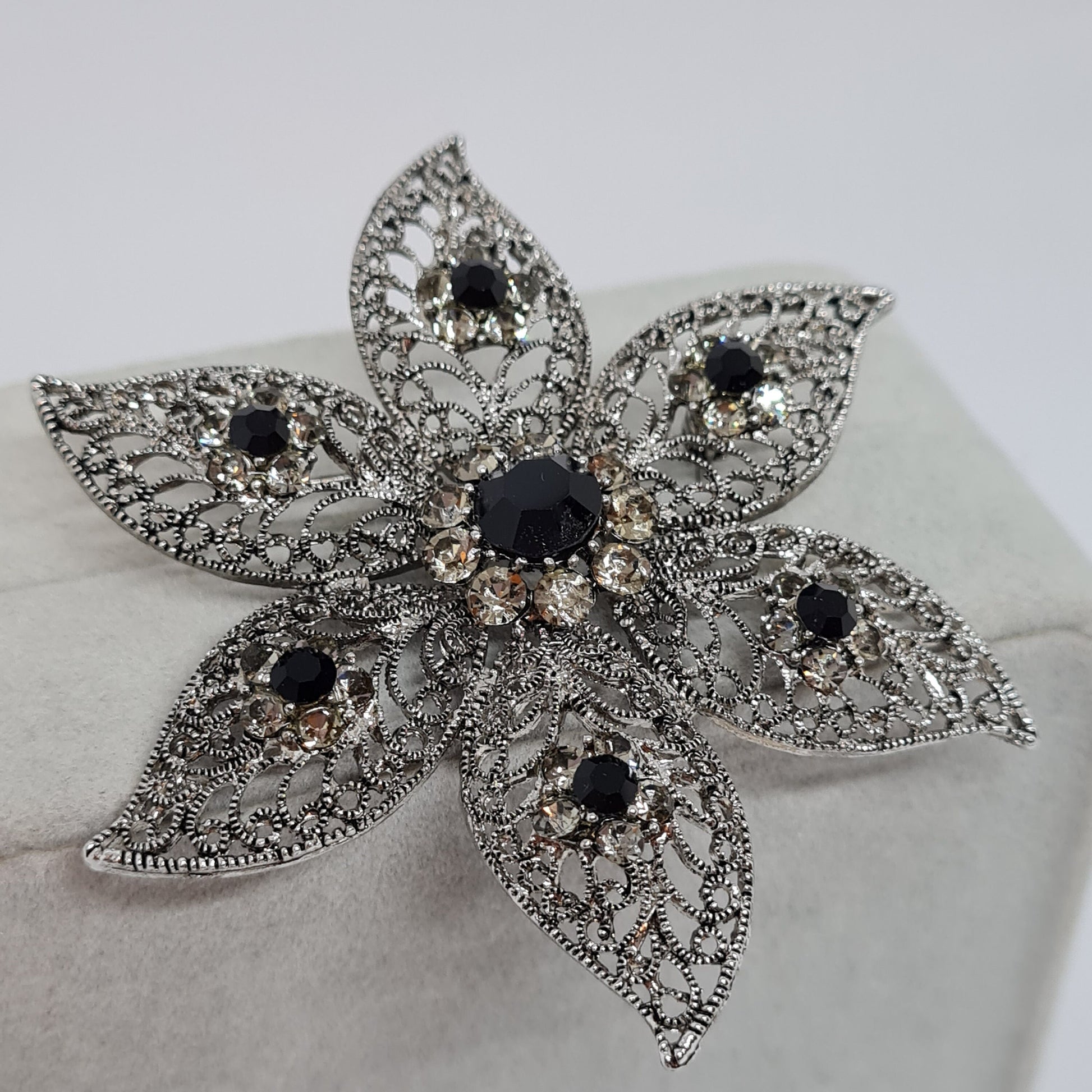 Vintage filigree large brooch Silver tone metal with glass black and clear rhinestones brooch Big floral sparkly brooch pin