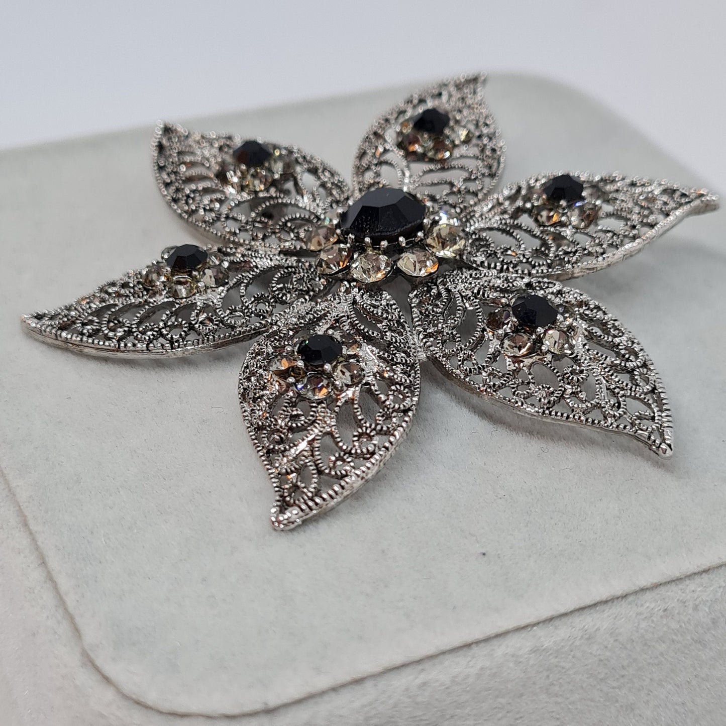 Vintage filigree large brooch Silver tone metal with glass black and clear rhinestones brooch Big floral sparkly brooch pin