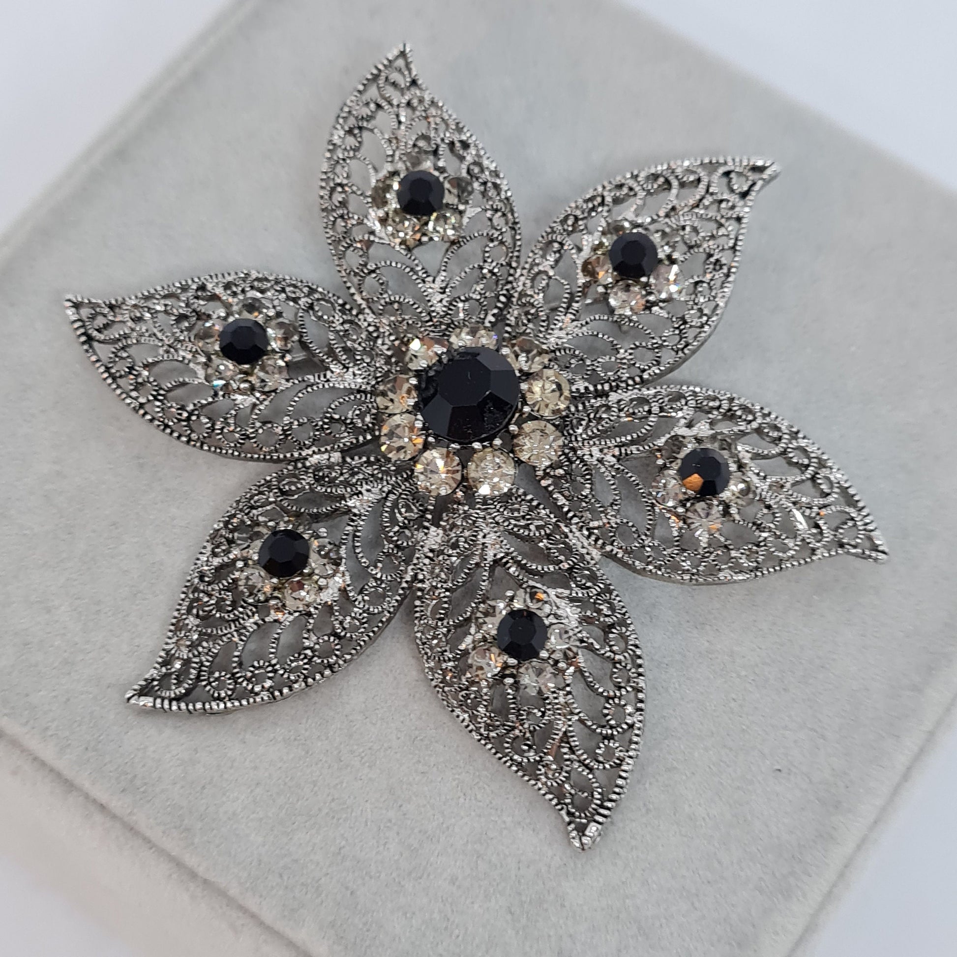 Vintage filigree large brooch Silver tone metal with glass black and clear rhinestones brooch Big floral sparkly brooch pin