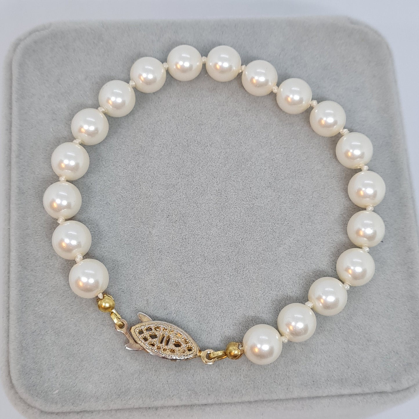 Vintage Faux Pearl Bracelet: Gold Tone Wedding Jewelry