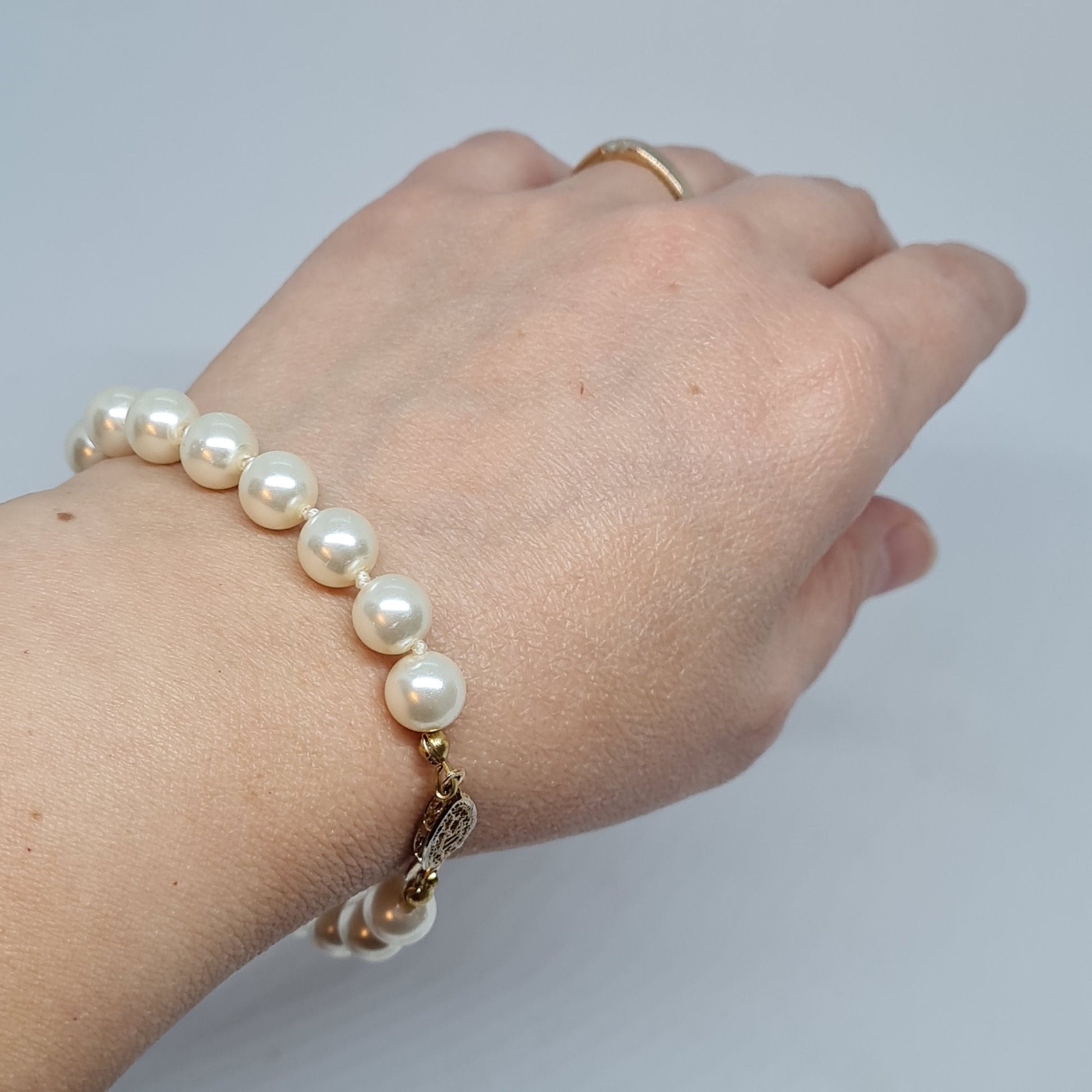 Vintage Faux Pearl Bracelet: Gold Tone Wedding Jewelry