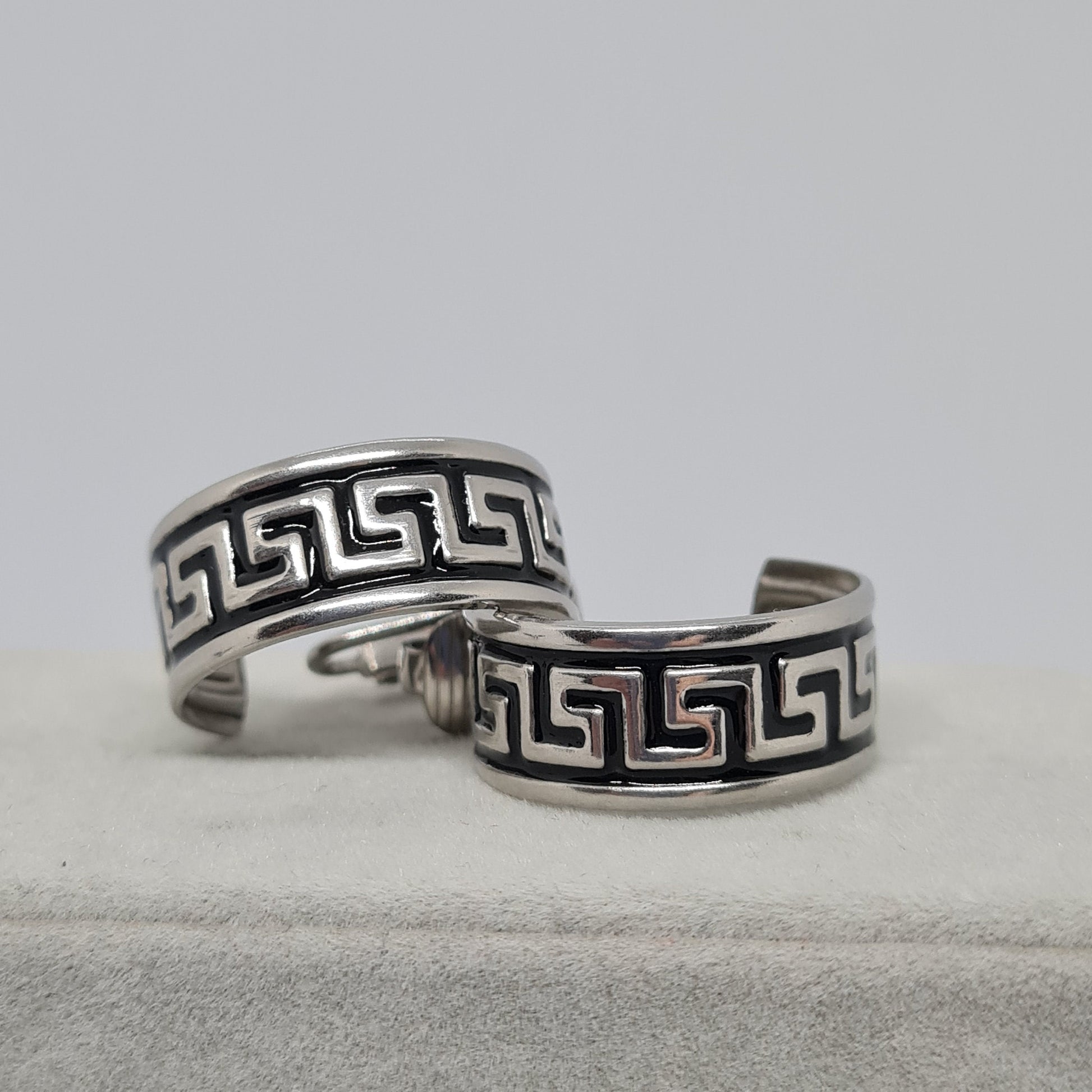 Chic Vintage Silver Clip-On Earrings with Greek Style Huggie Hoops