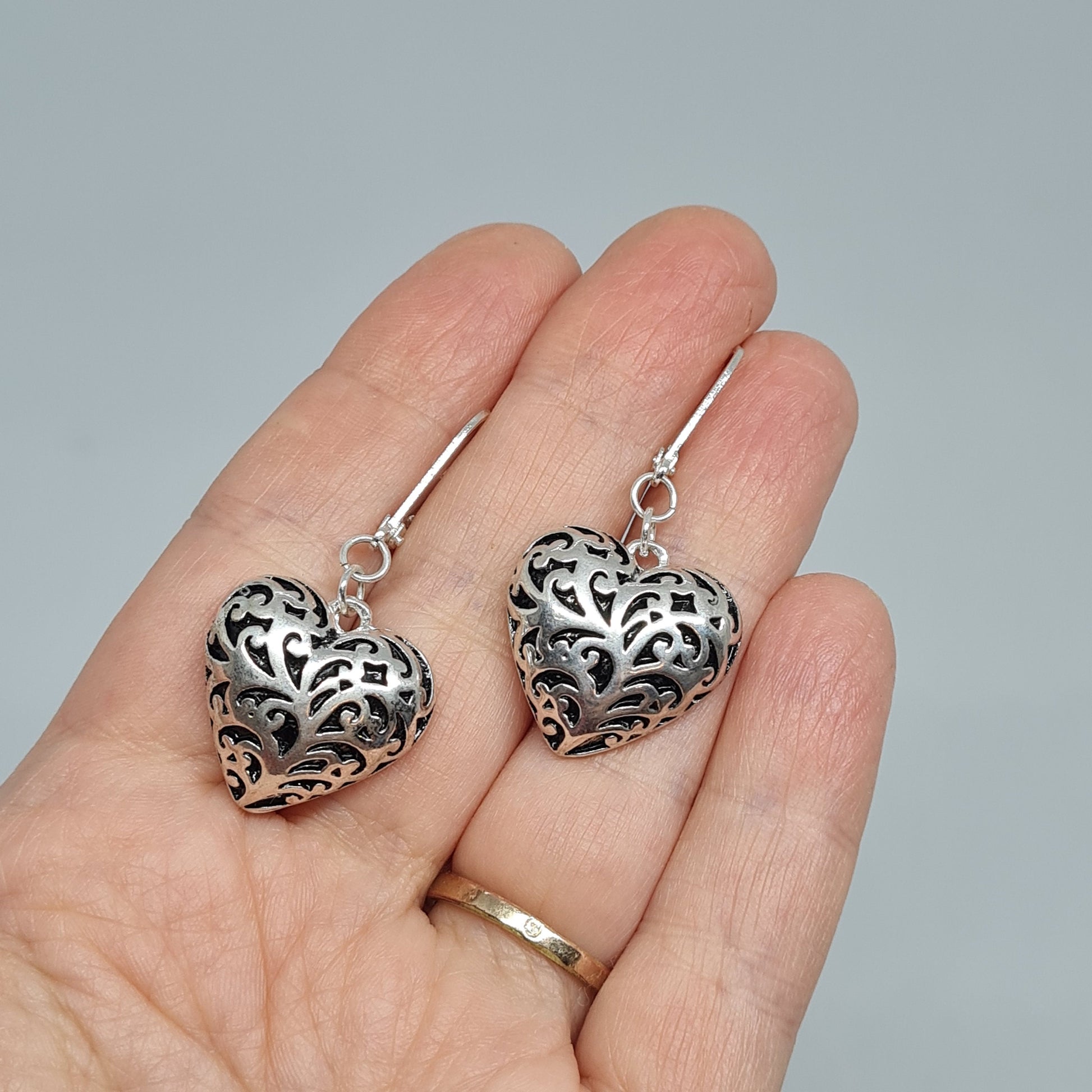 Vintage Silver Tone Heart Dangle Earrings: Black Enamel Pierced Earrings