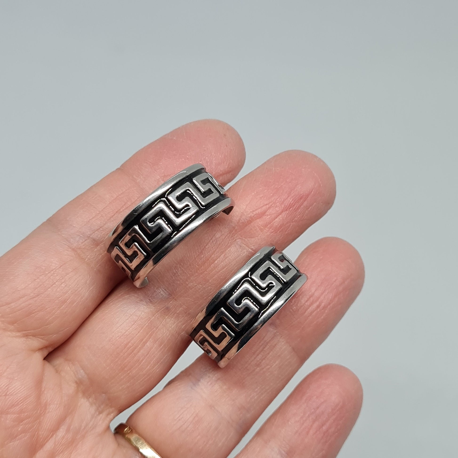 Chic Vintage Silver Clip-On Earrings with Greek Style Huggie Hoops