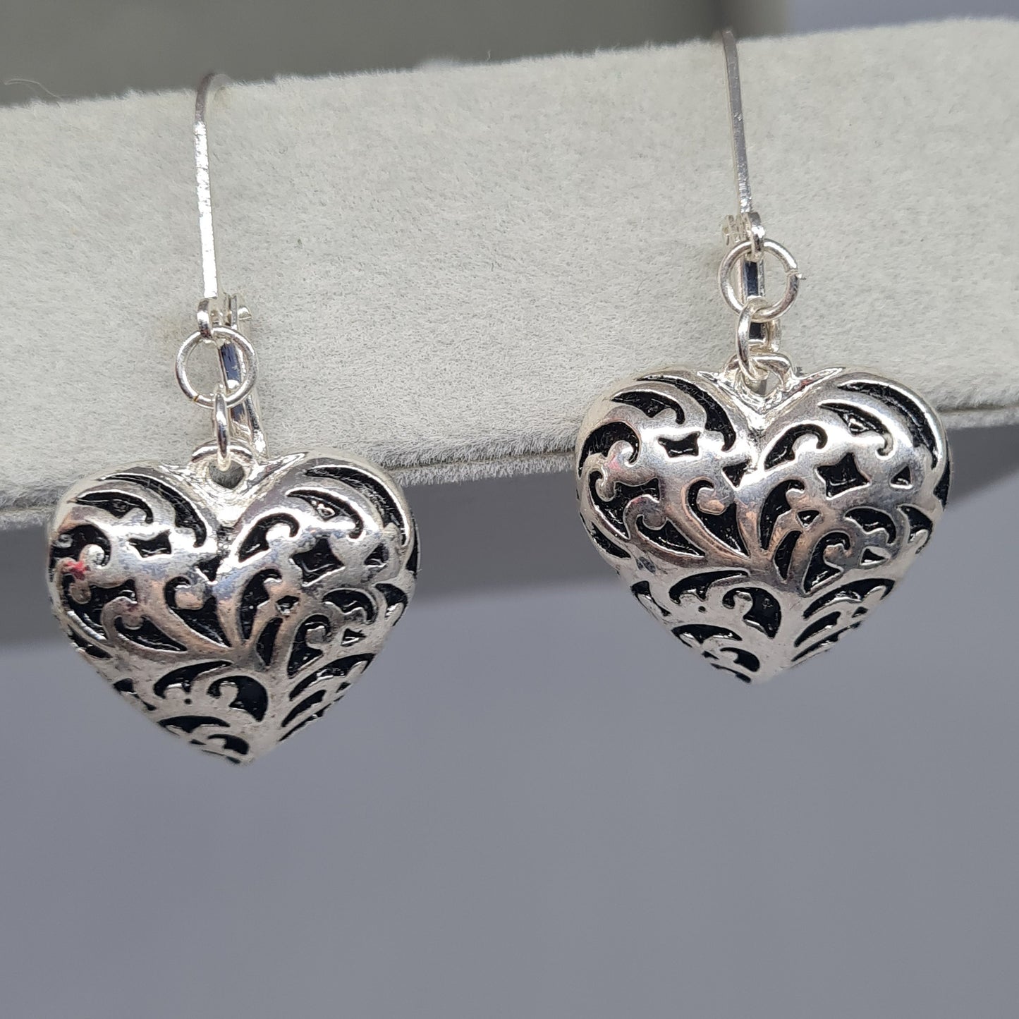 Vintage Silver Tone Heart Dangle Earrings: Black Enamel Pierced Earrings