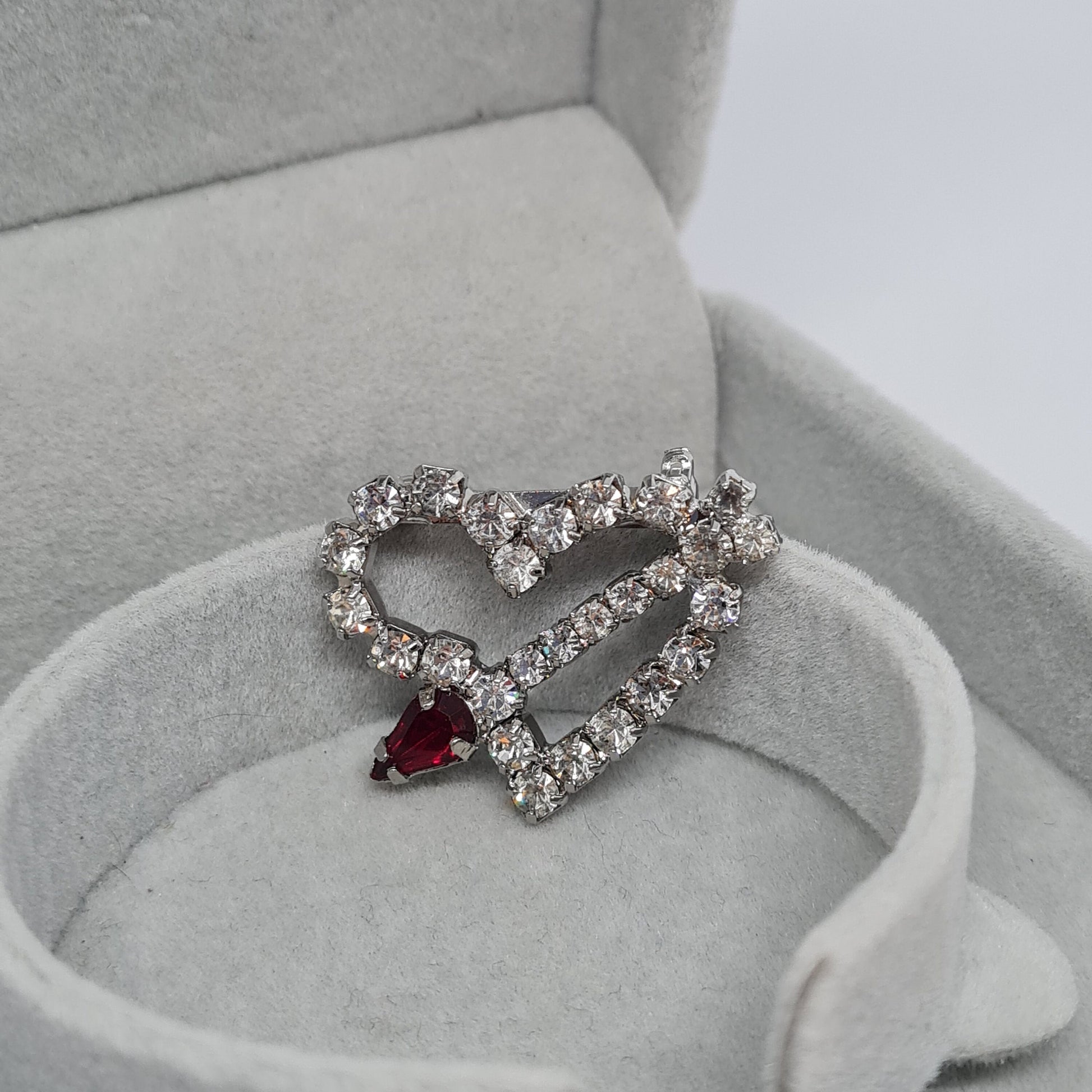 Vintage Rhinestone Heart Brooch: Silver Tone Metal Pin