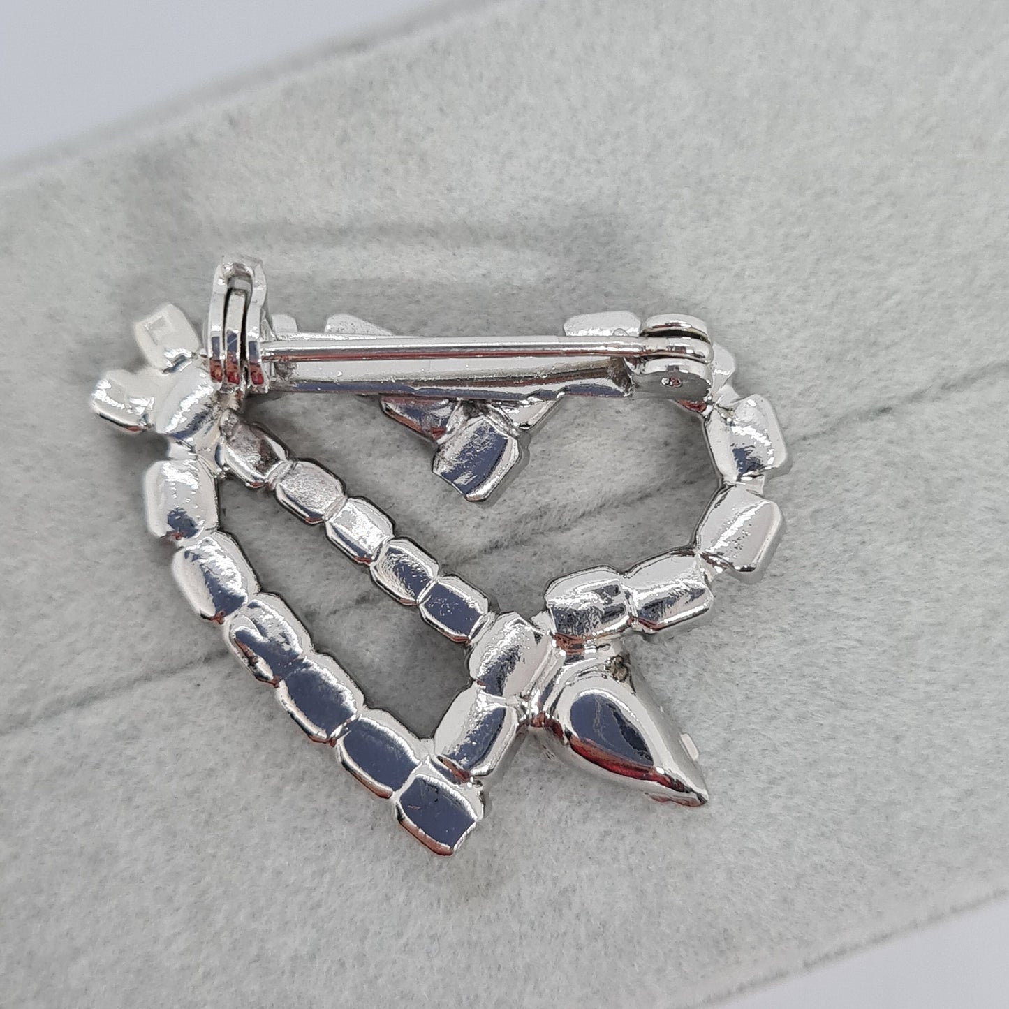 Vintage Rhinestone Heart Brooch: Silver Tone Metal Pin