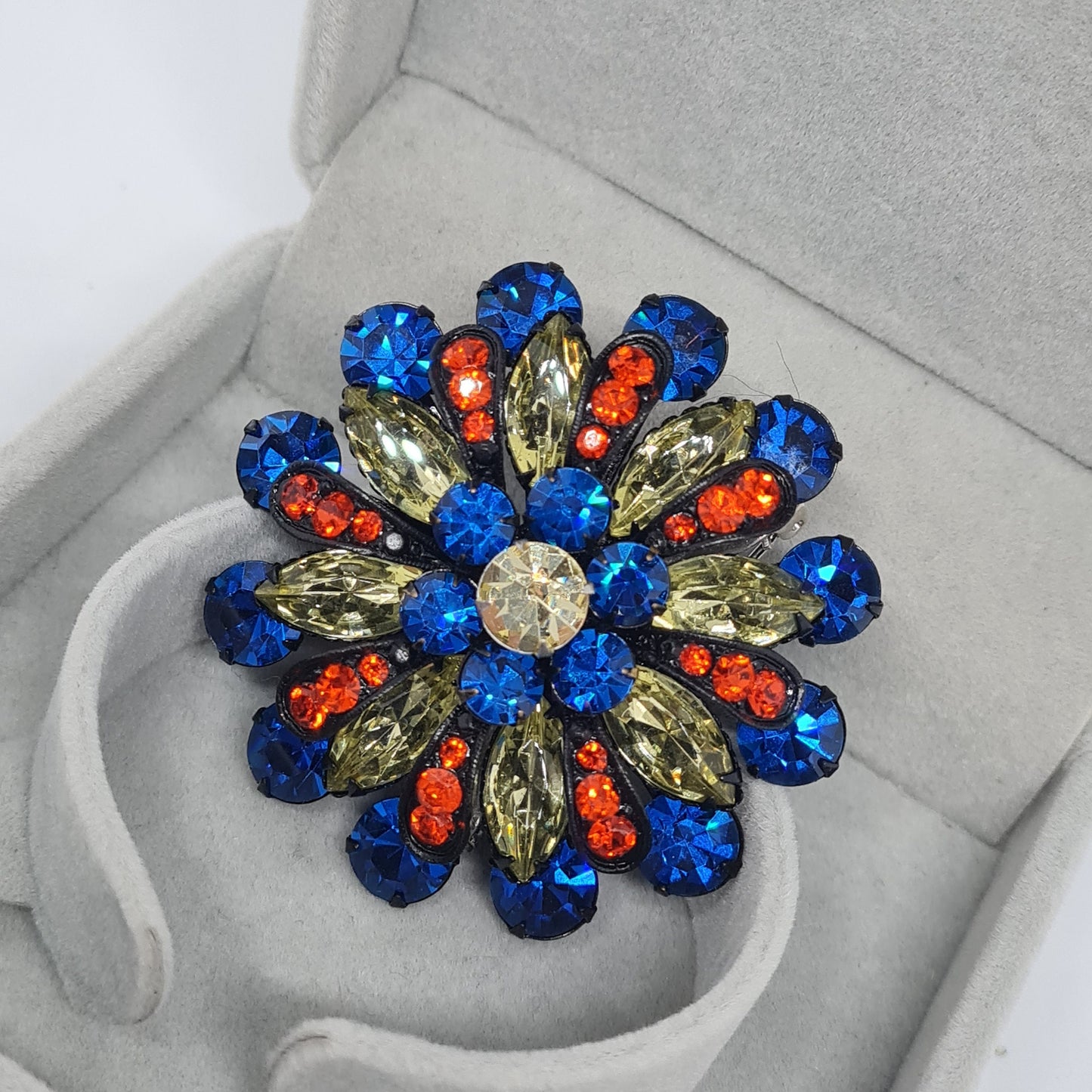 Awesome vintage brooch Black tone metal with blue,yellow and red glass rhinestones brooch pin
