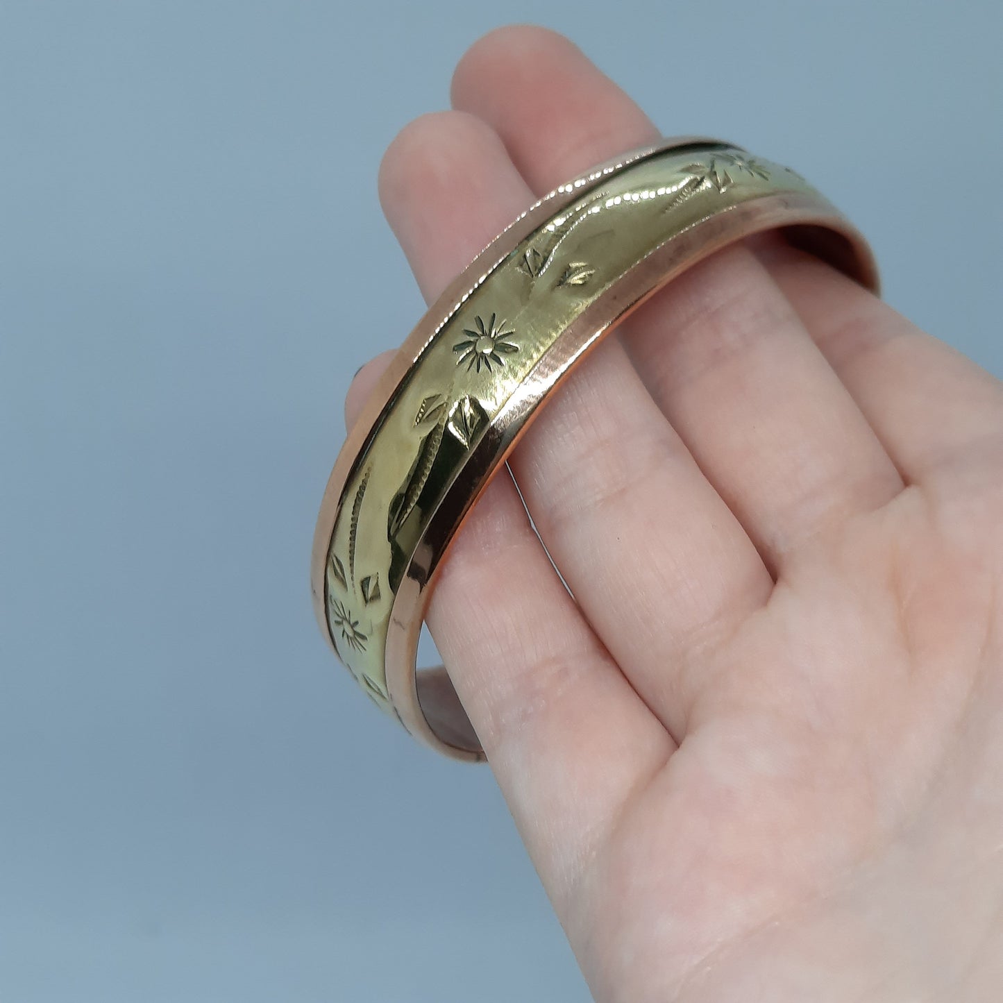 Vintage two-tone bangle bracelet Brass and copper cuff bracelet with floral motif