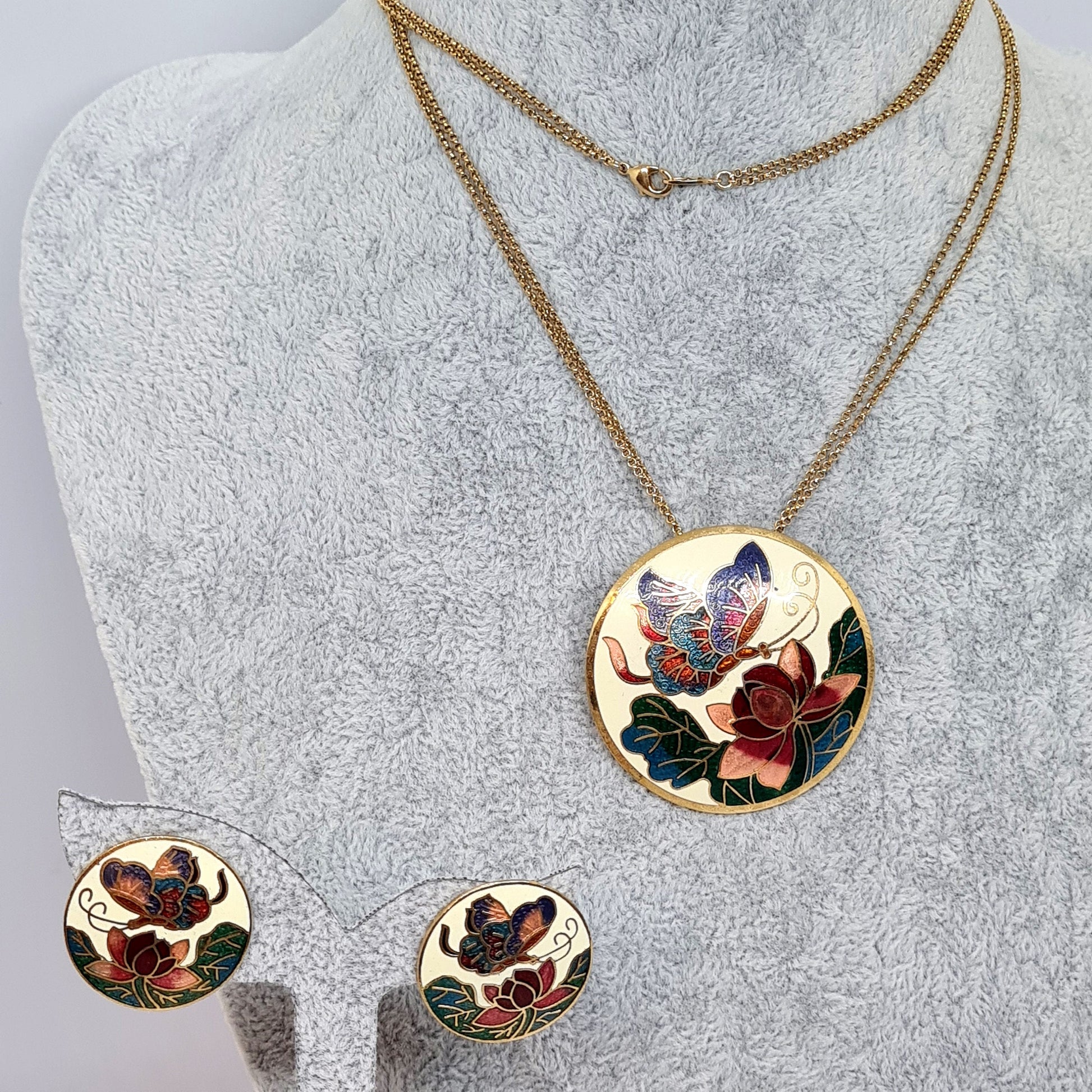 Vintage SEA GEMS cloisonne jewelry set Gold-tone metal double-strand long chain with enamel Cloisonne butterfly necklace and earrings set