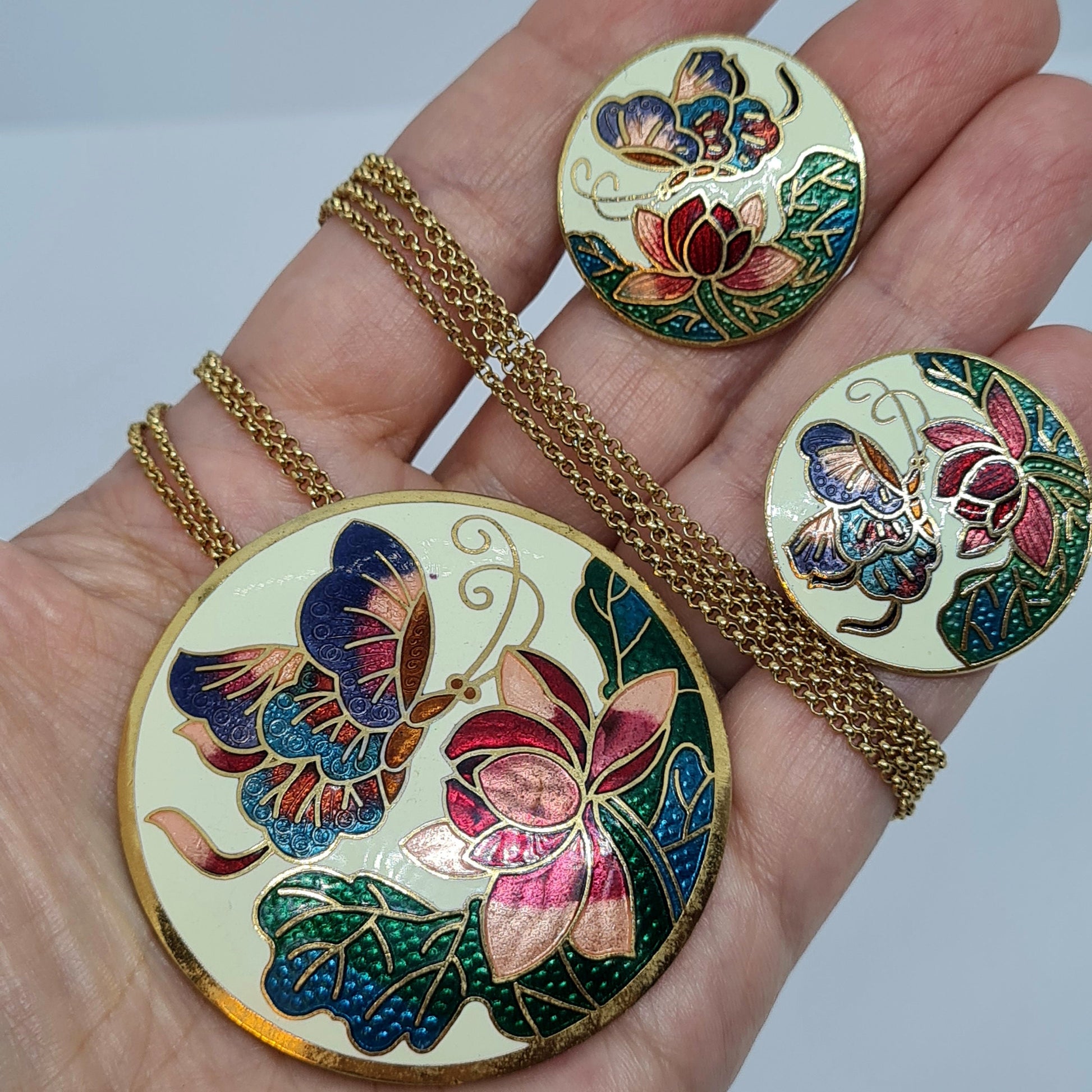 Vintage SEA GEMS cloisonne jewelry set Gold-tone metal double-strand long chain with enamel Cloisonne butterfly necklace and earrings set
