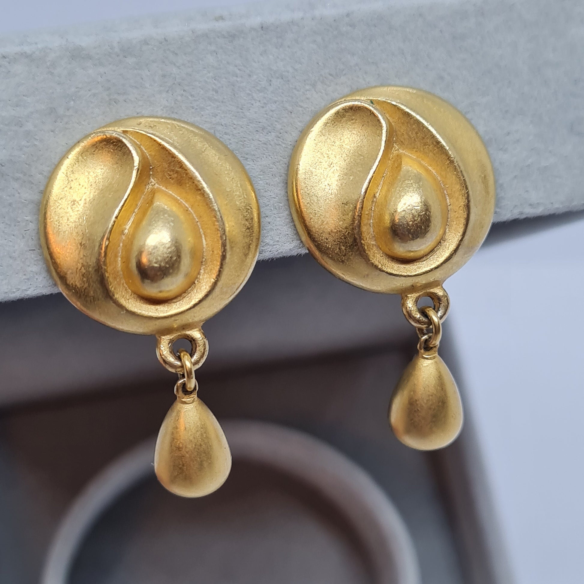 Vintage Donna Karan Clip On Earrings: Gold Tone Teardrop Pendant
