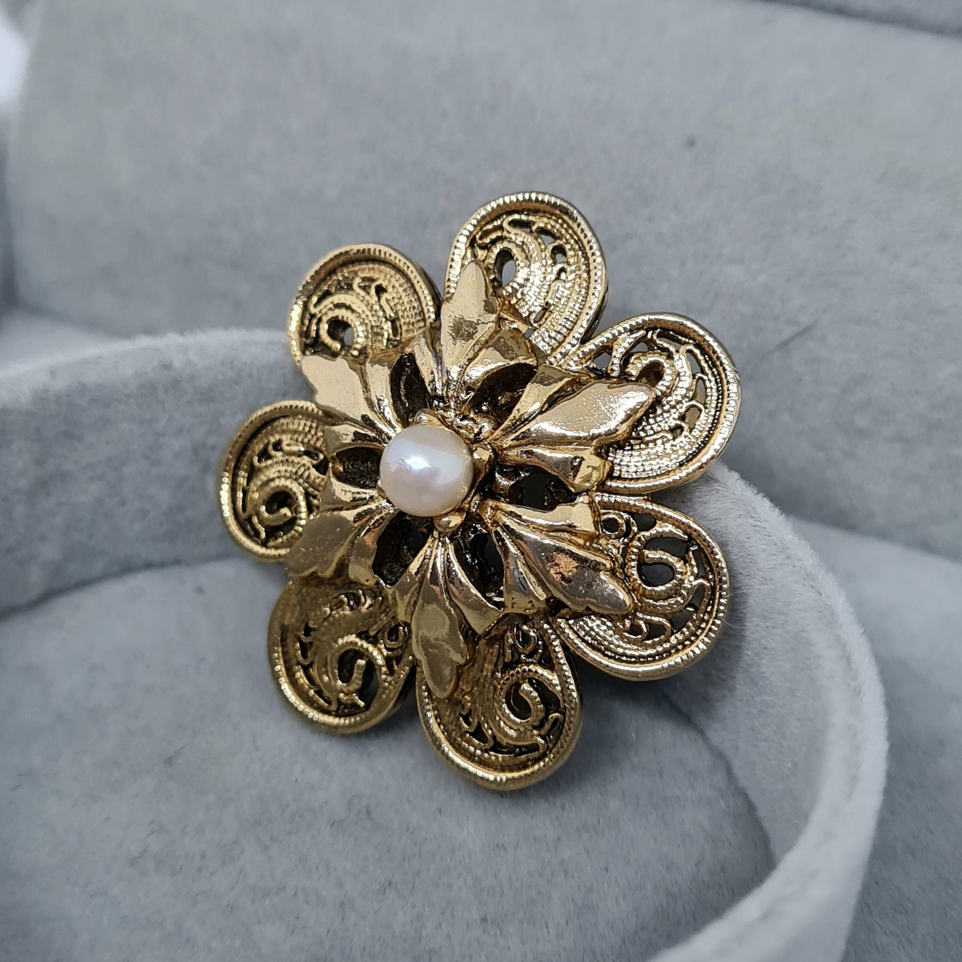 Vintage filigree brooch Textured gold tone metal with faux pearl floral brooch pin