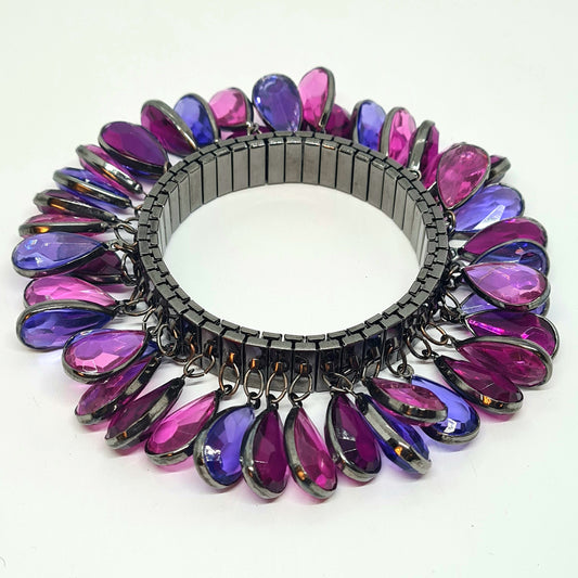 Vintage expanding flex bracelet with purple plastic bezel charms Black tone metal cha cha bracelet