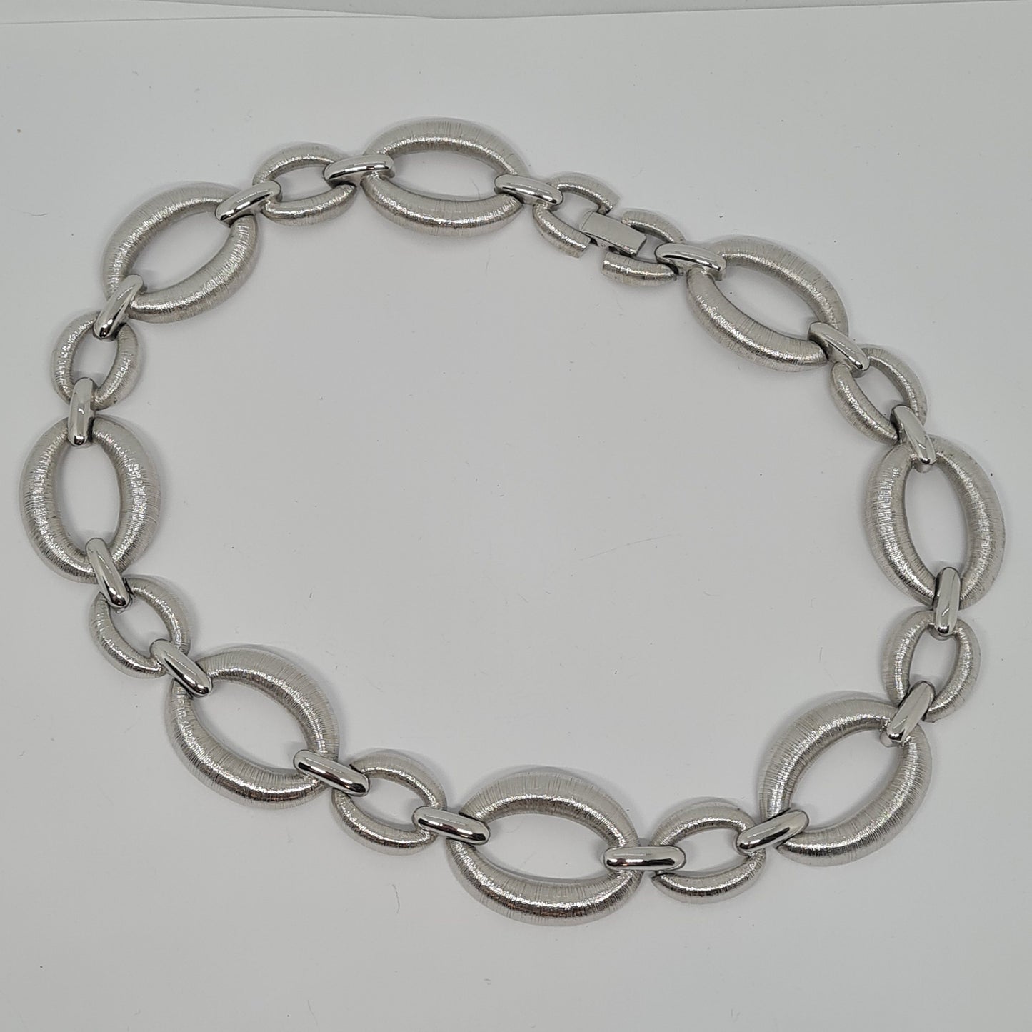 Vintage choker necklace Silver tone textured metal chain link necklace