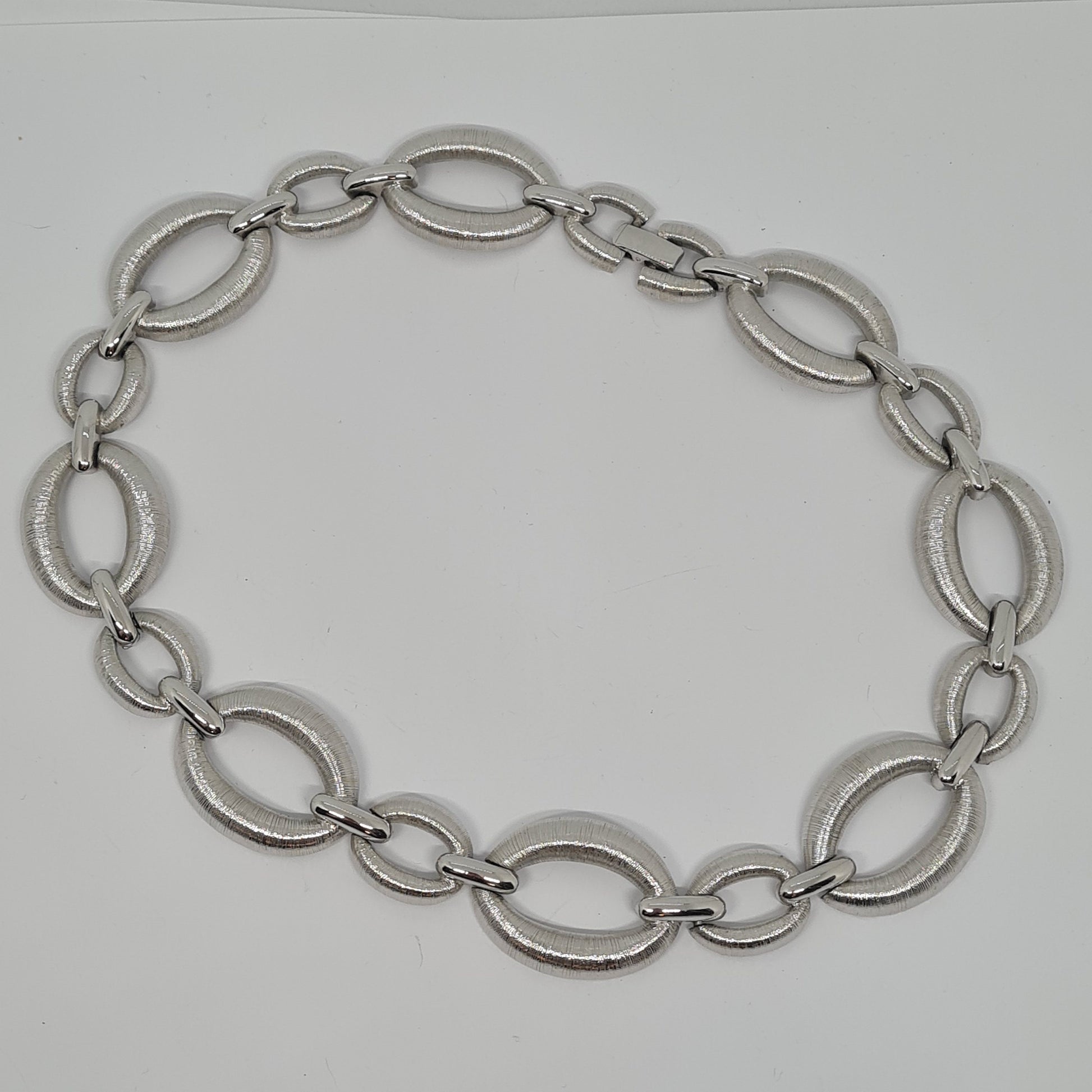 Vintage choker necklace Silver tone textured metal chain link necklace