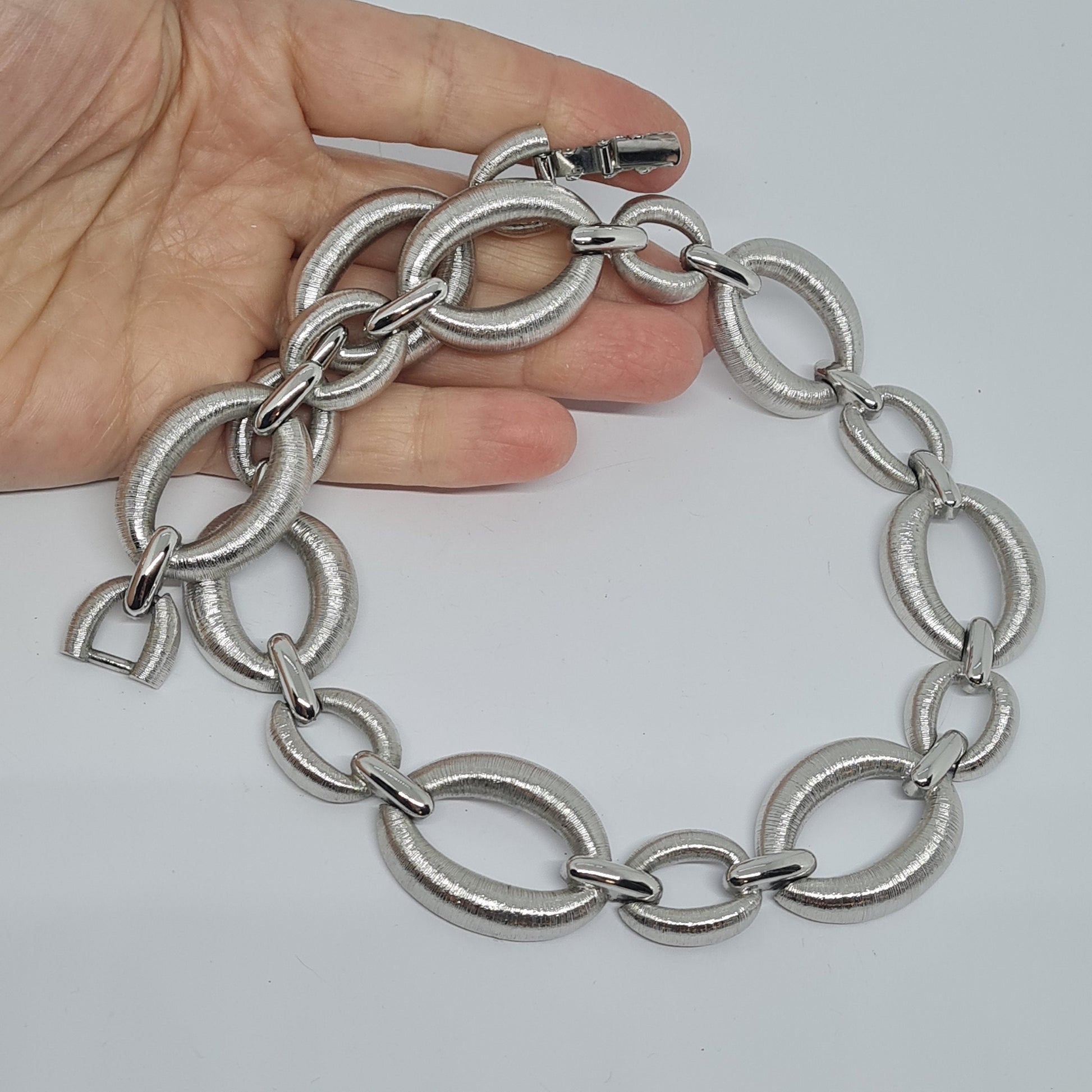 Vintage choker necklace Silver tone textured metal chain link necklace