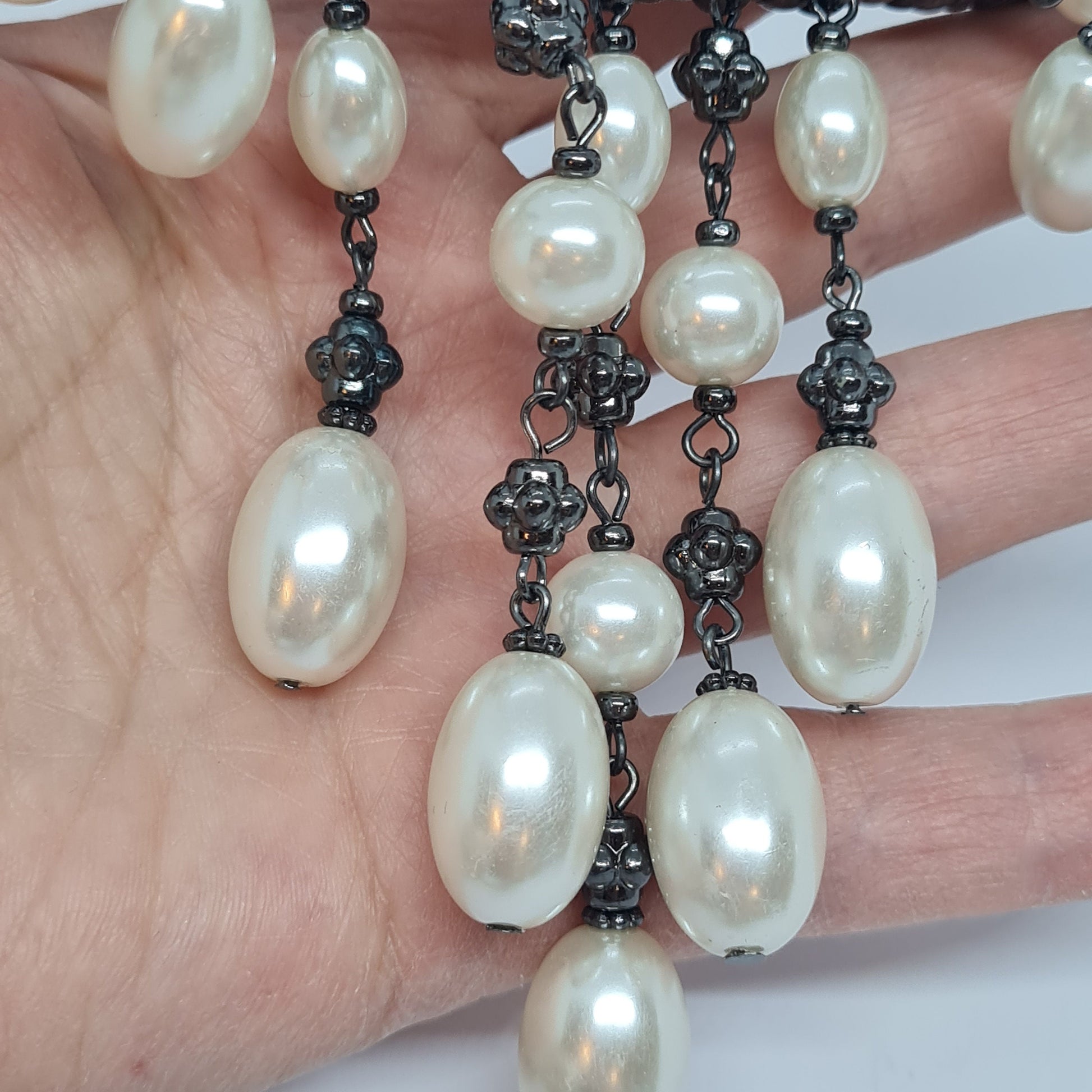 Vintage Faux Pearl Collar Necklace - Black Tone Metal Statement Jewelry