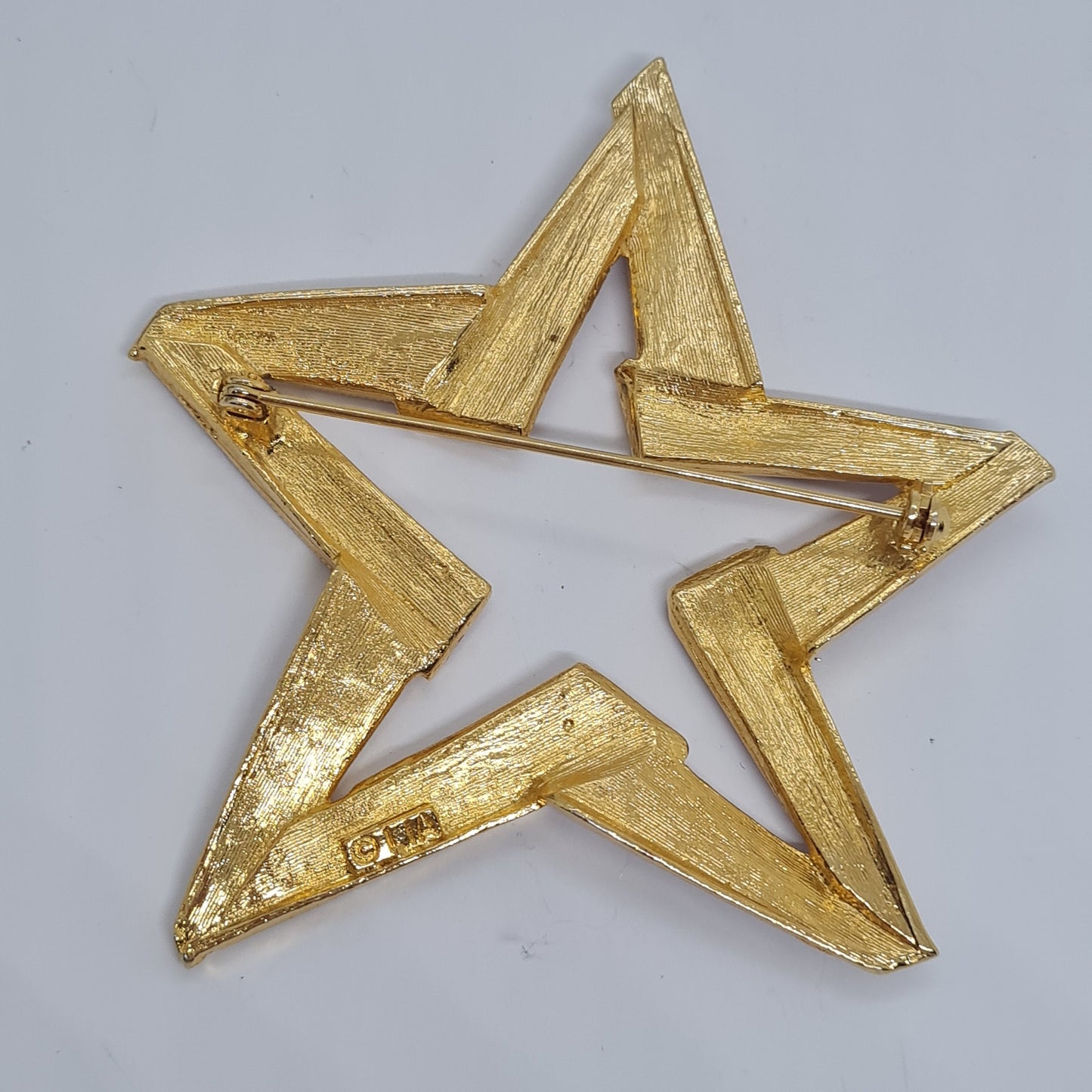 Vintage LIA Star Brooch: Gold Tone Metal with Red Enamel