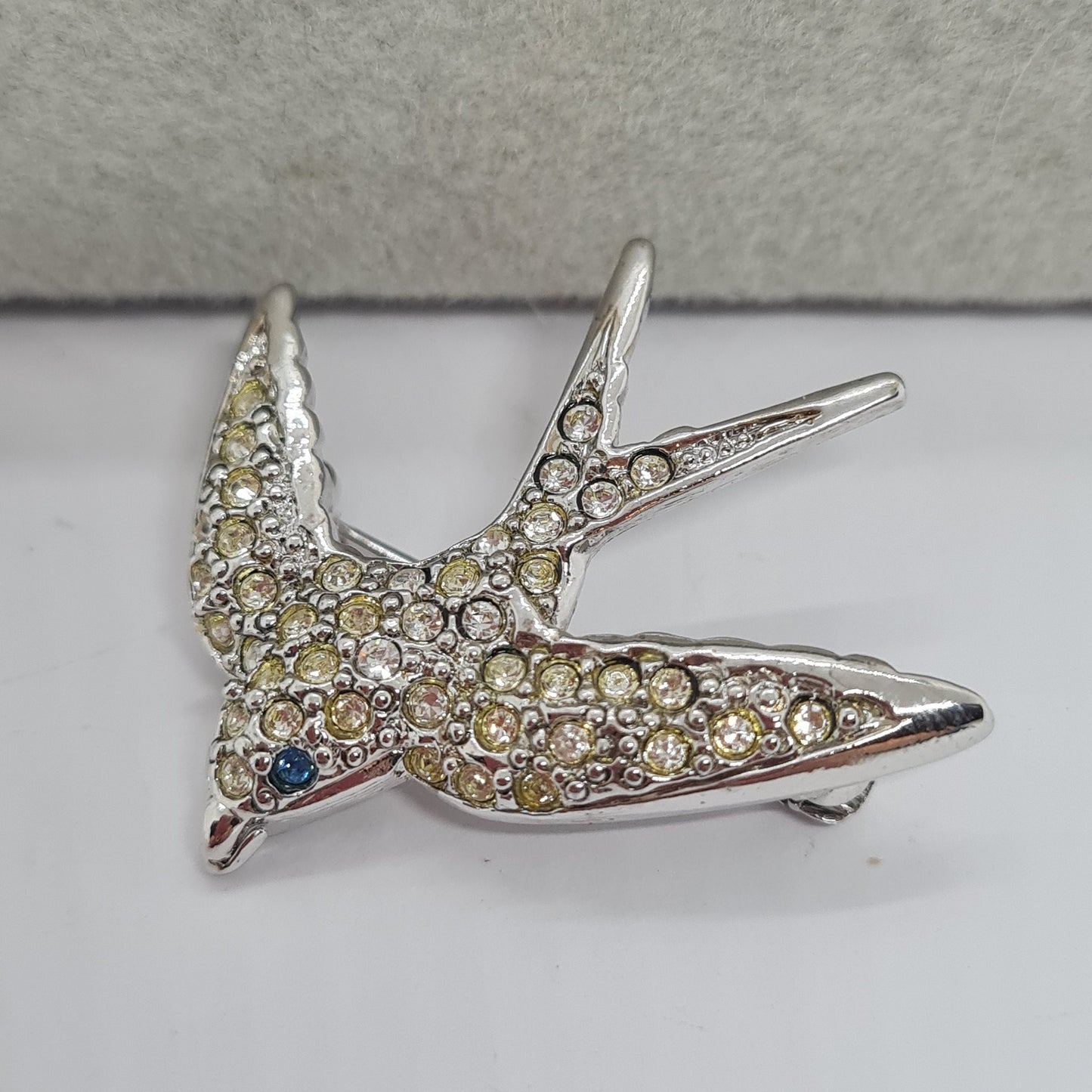 Vintage Smithsonian Avon Bird Brooch: Silver Tone Rhinestone Pin