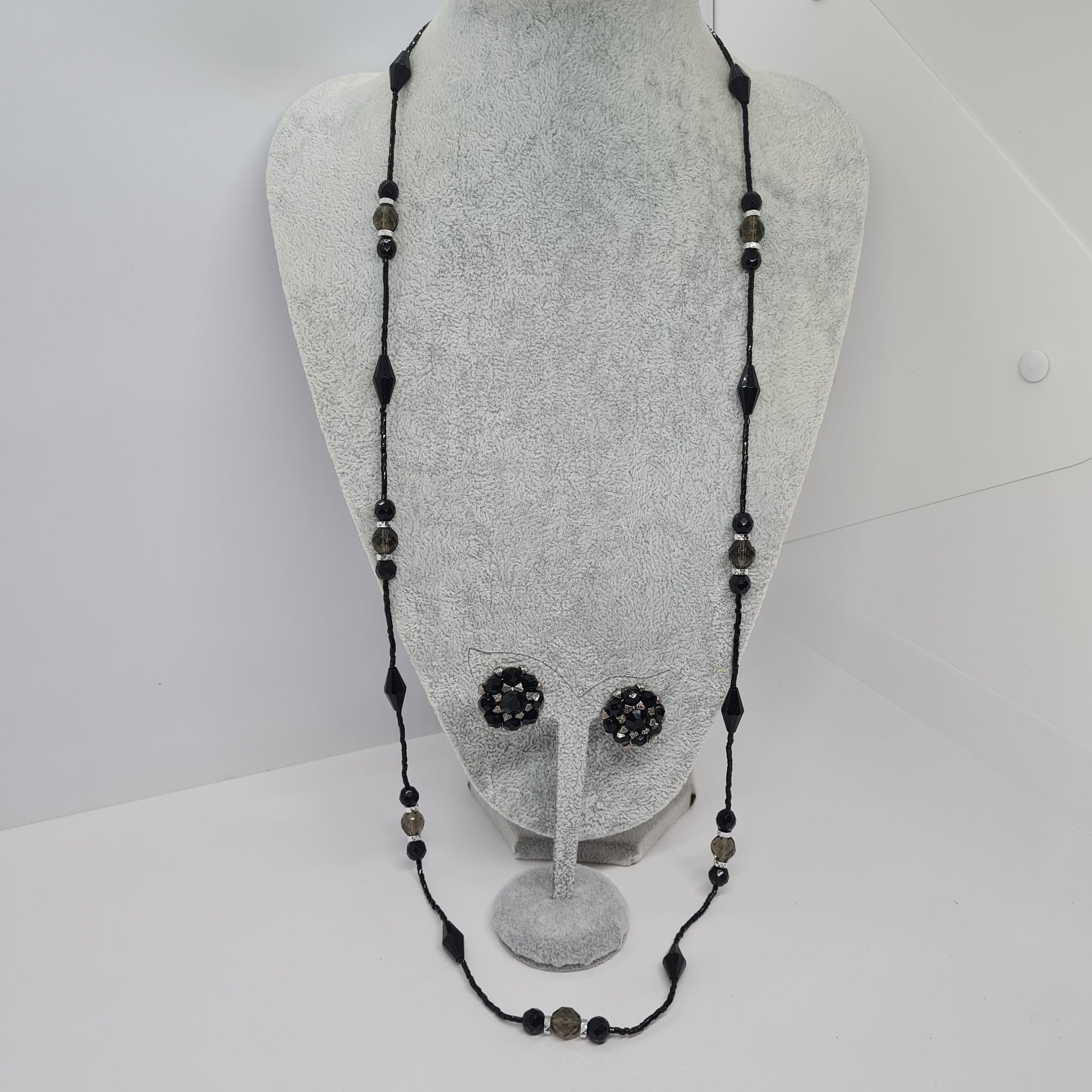 Vintage ROBERT ROSE Rhinestone Jewelry Set: Black Plastic Necklace and Clip-On Earrings