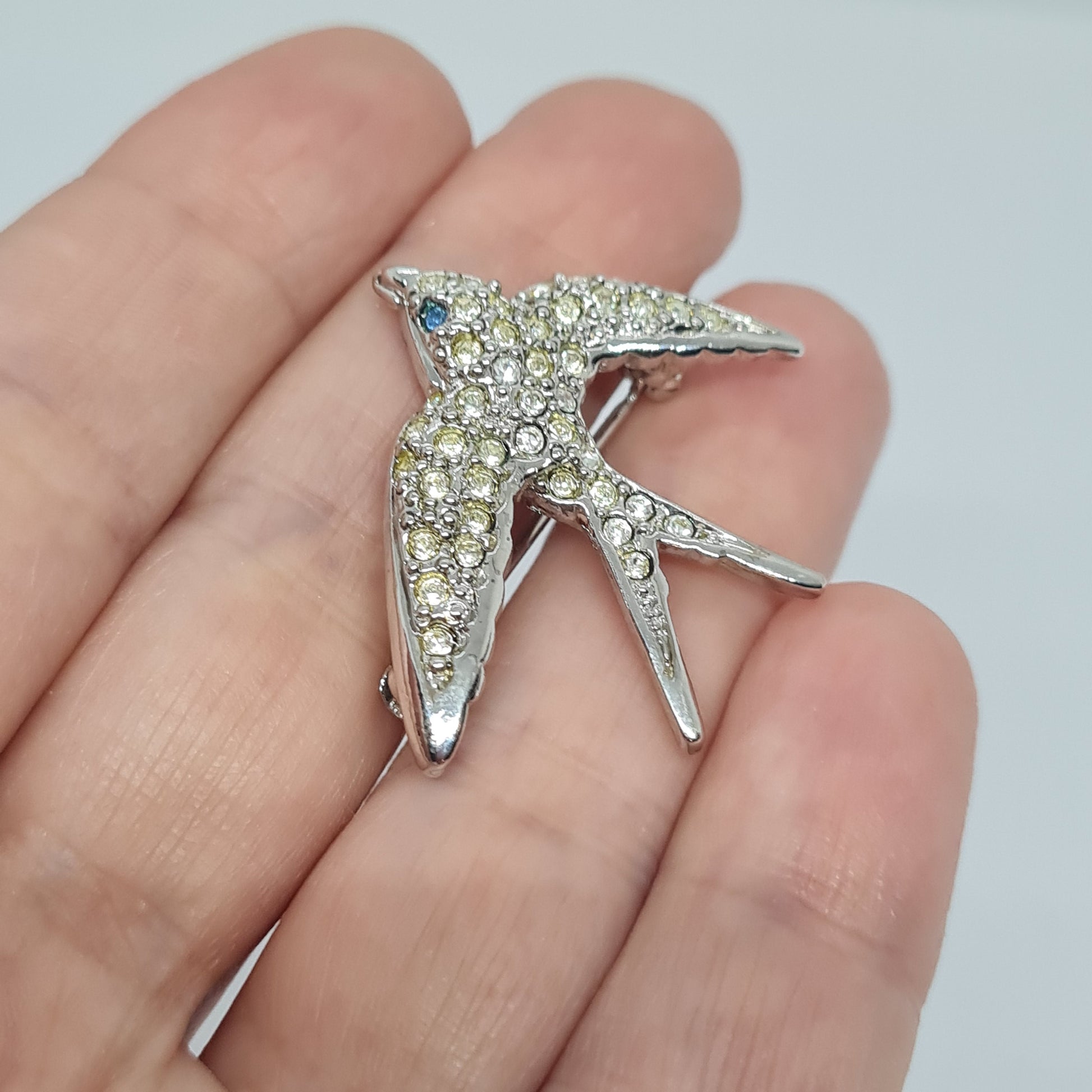 Vintage Smithsonian Avon Bird Brooch: Silver Tone Rhinestone Pin