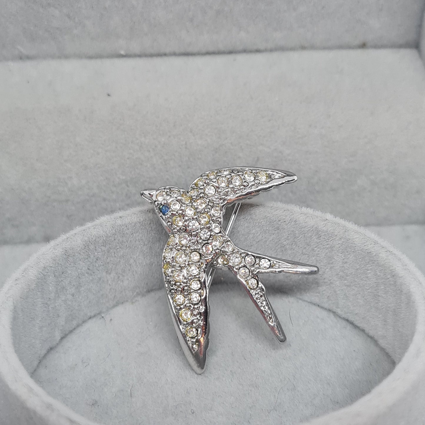 Vintage Smithsonian Avon Bird Brooch: Silver Tone Rhinestone Pin