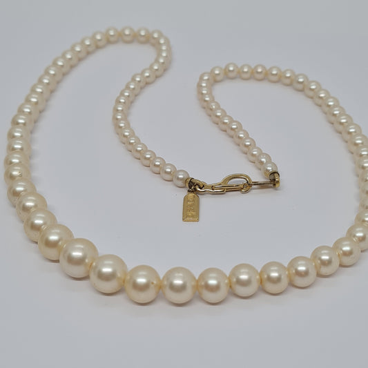 Vintage MARVELLA pearl necklace. Gold-tone metal and ivory glass beads. Designer faux pearl choker necklace.