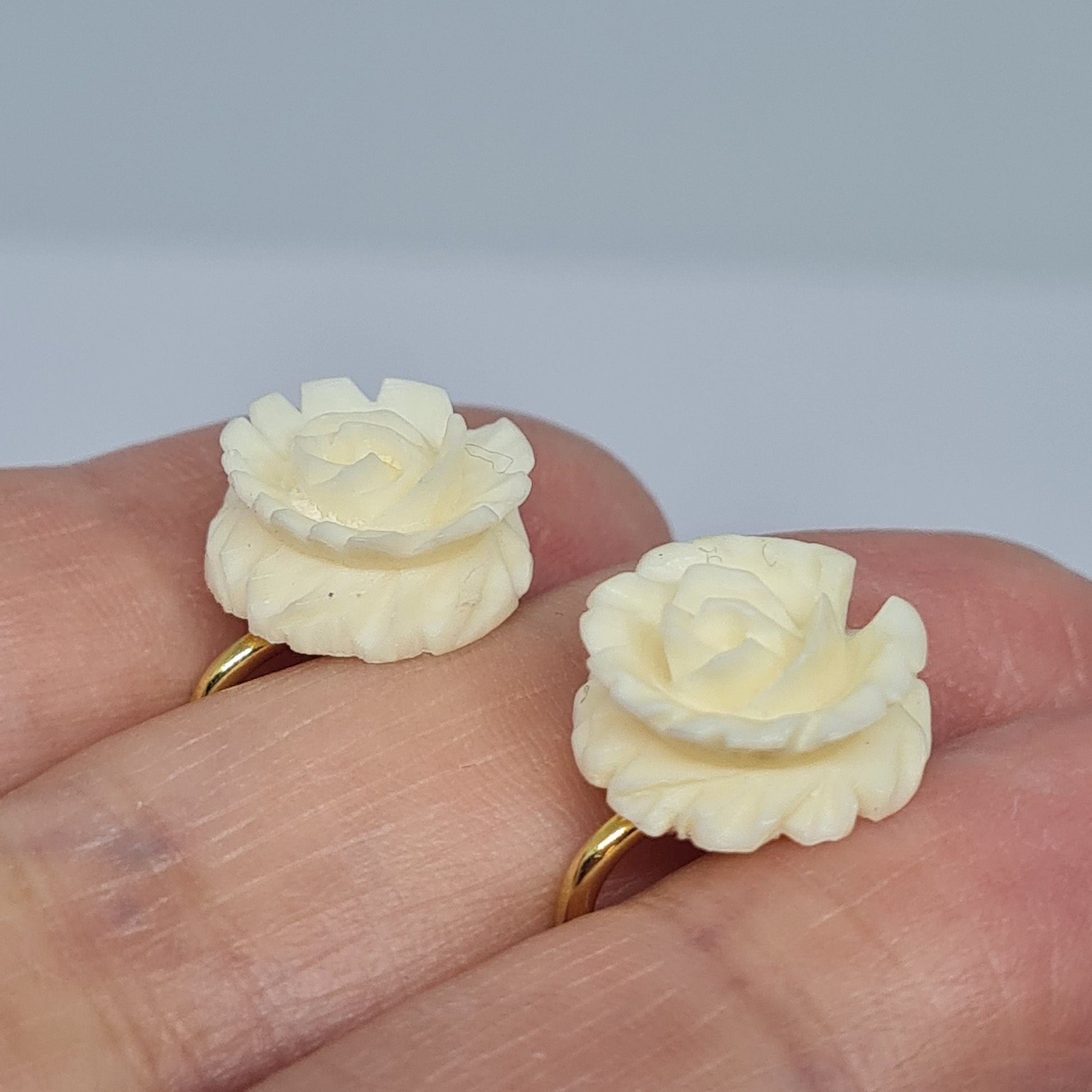 Vintage celluloid screw earrings Gold-tone metal 12k gold filled ivory carved rose earrings