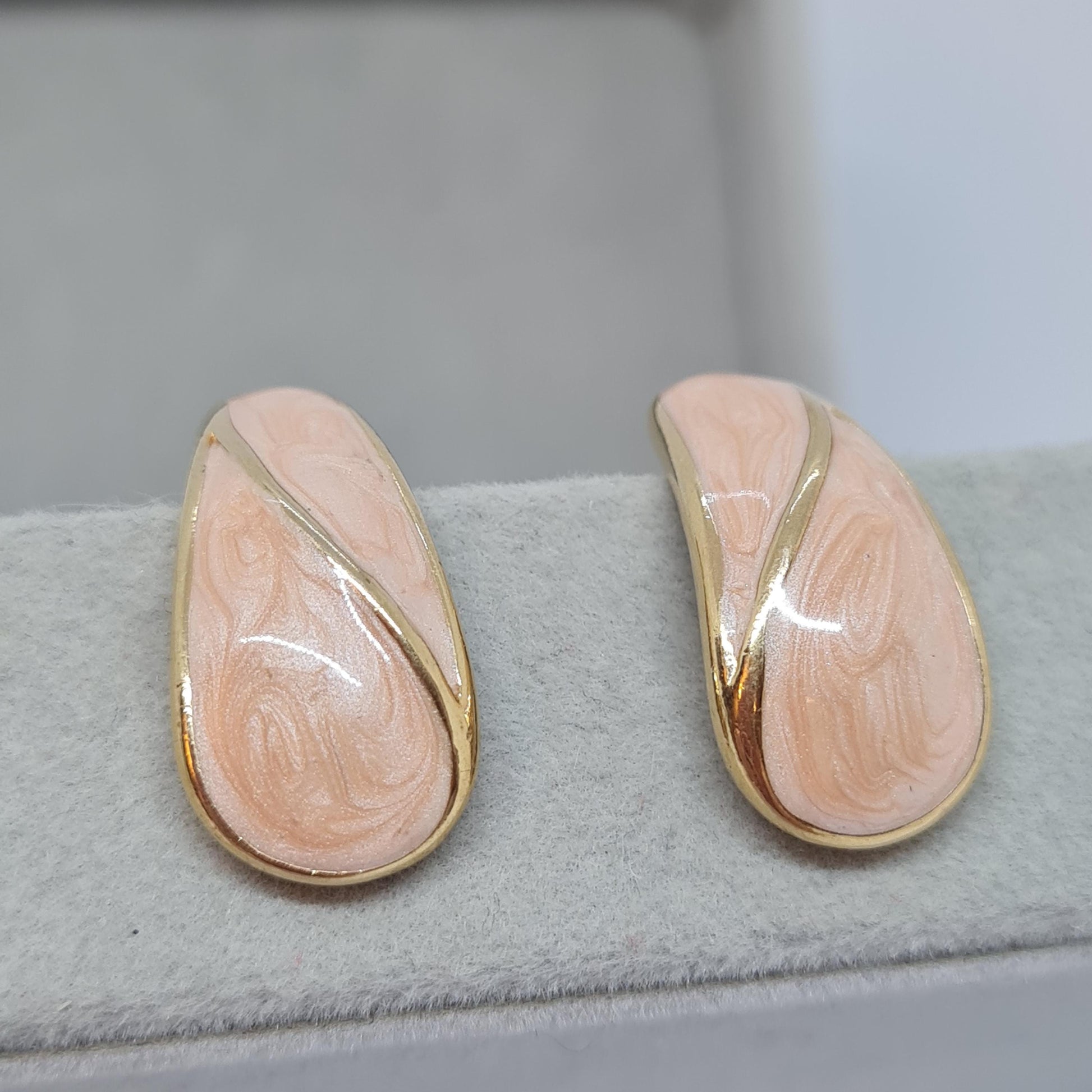 Vintage TRIFARI Enamel Earrings: Peach Teardrop Gold-Tone