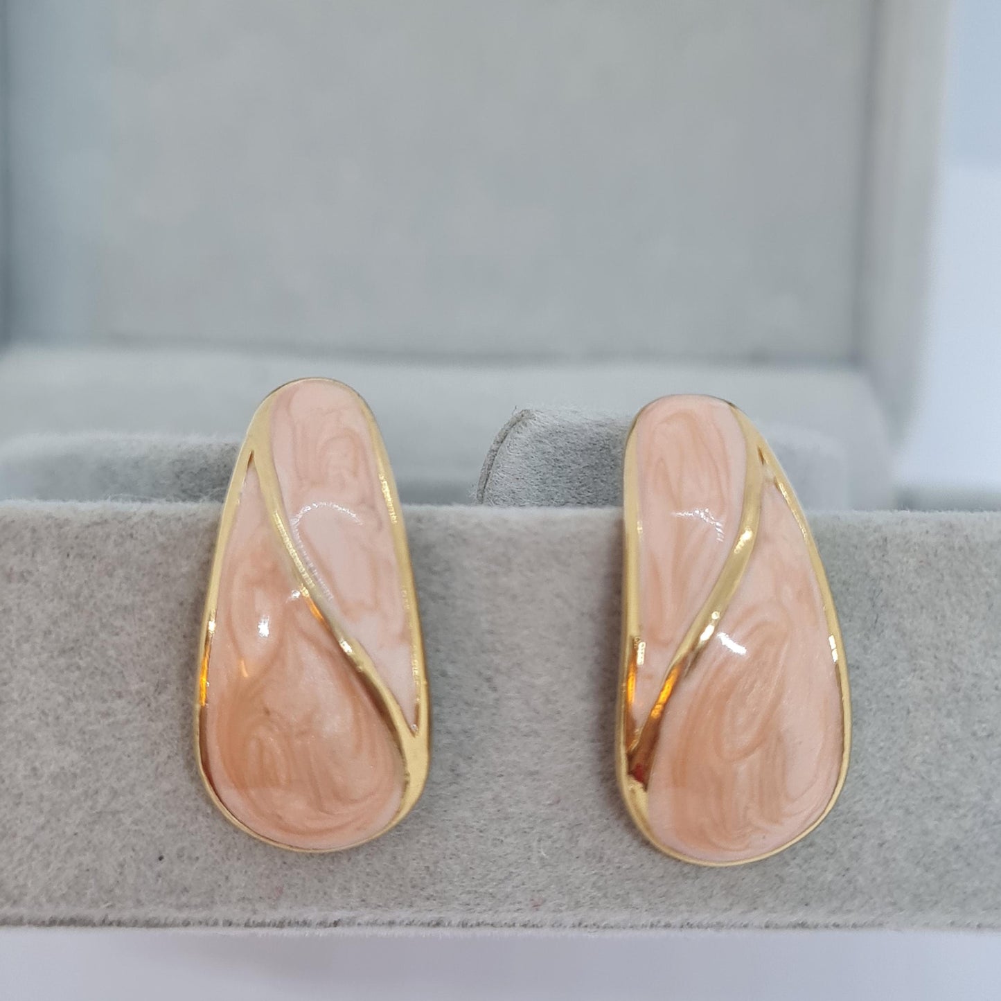 TRIFARI enamel earrings vintage. Gold-tone metal with peach-tone enamel. Designer teardrop enamel earrings for women.