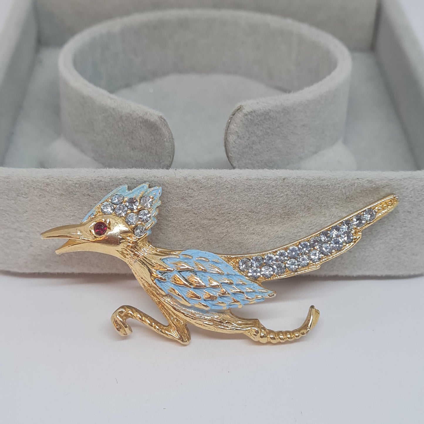 Vintage Road Runner Brooch: Gold Tone, Blue Enamel, Rhinestone Bird Pin