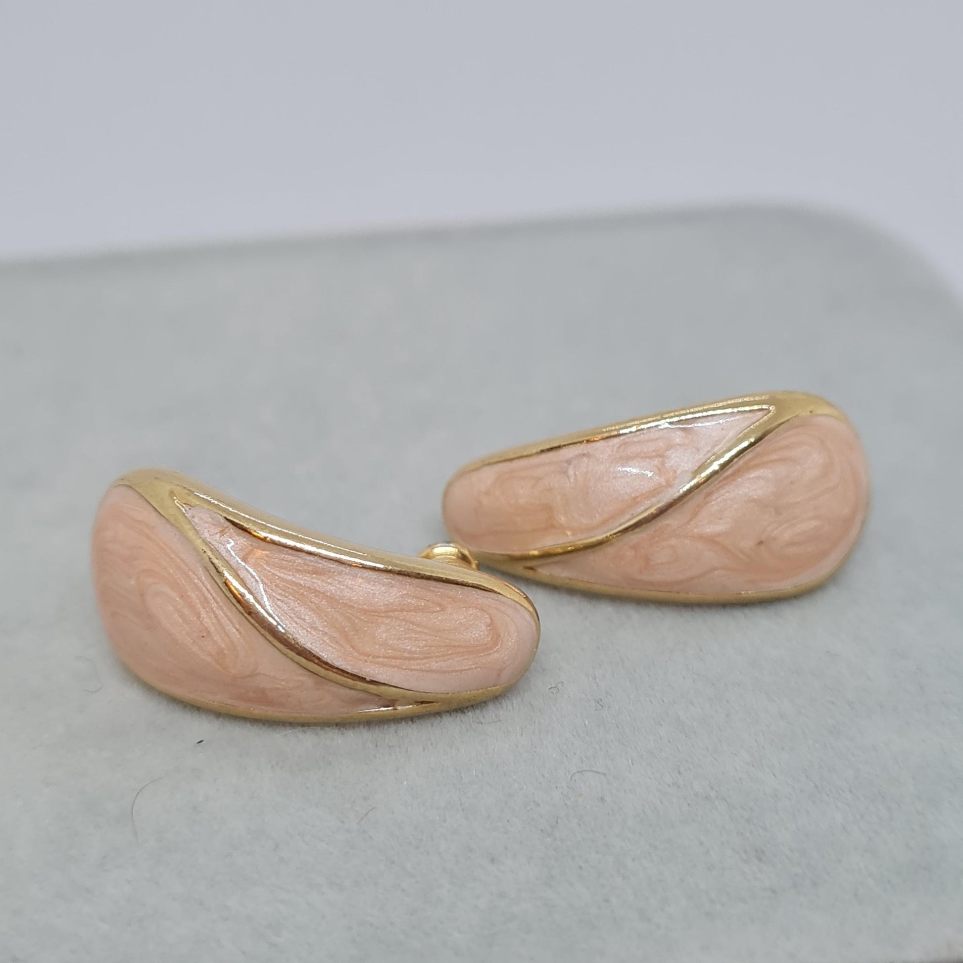 Vintage TRIFARI Enamel Earrings: Peach Teardrop Gold-Tone