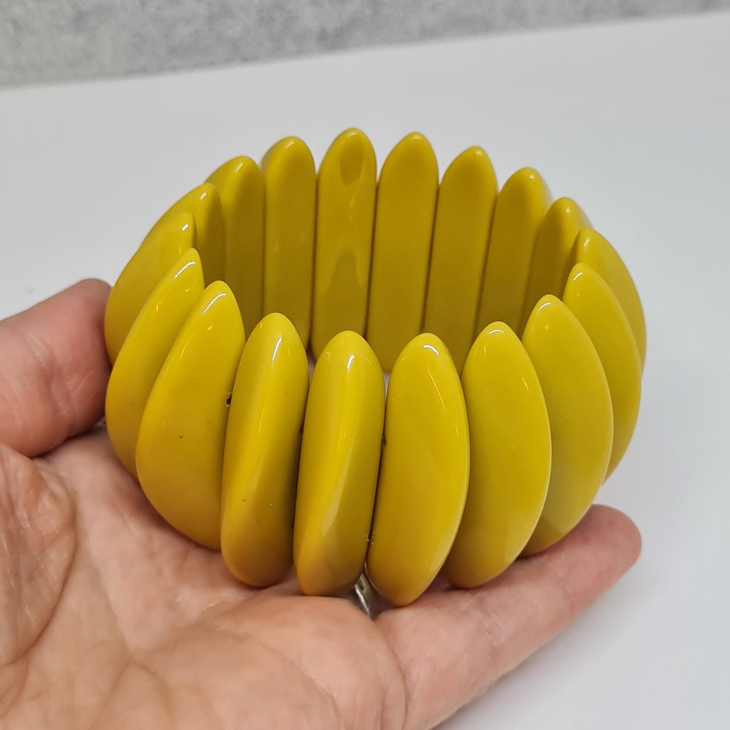 Vintage plastic stretchy bracelet Olive color adjustable bracelet