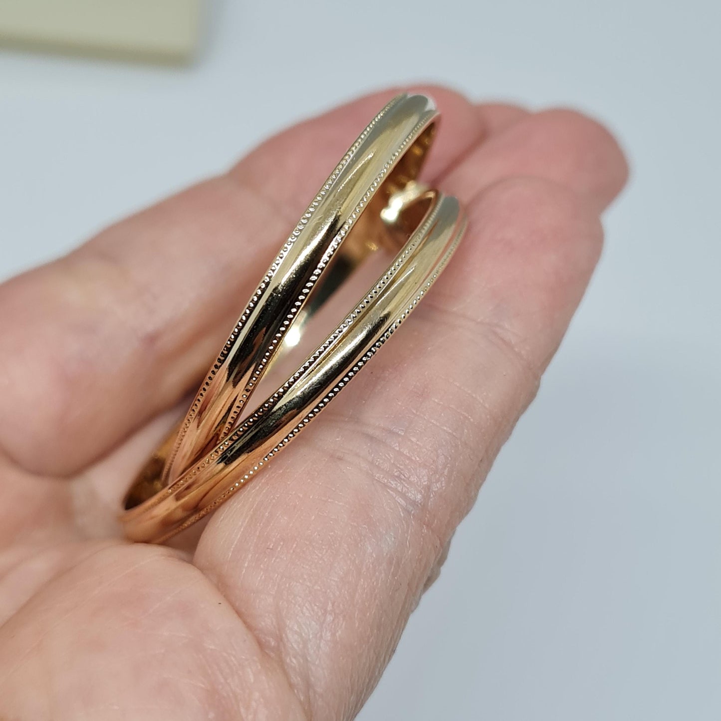 Vintage AVON hoop earrings 1979