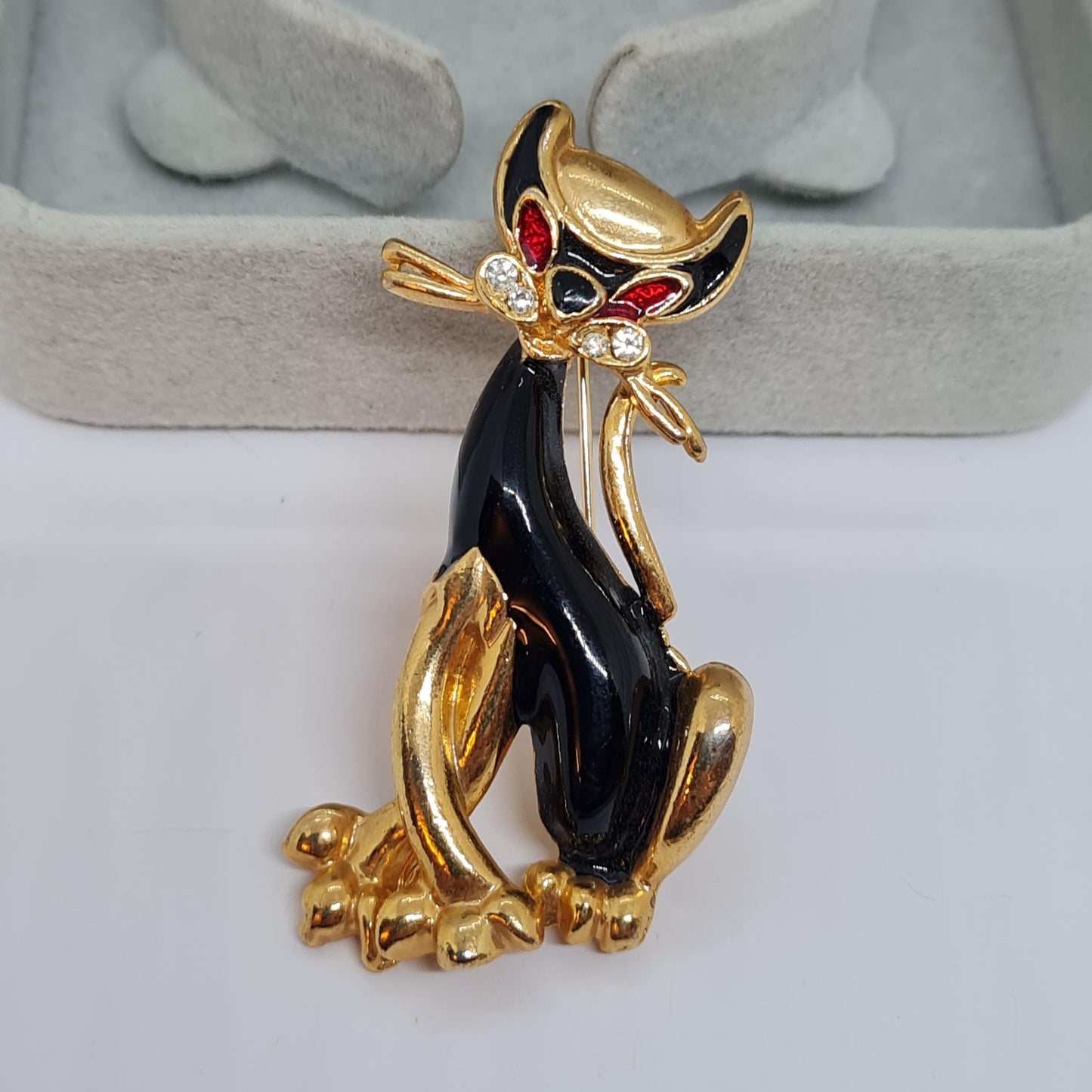 Vintage Enamel Cat Brooch: Gold Tone Rhinestone Pin
