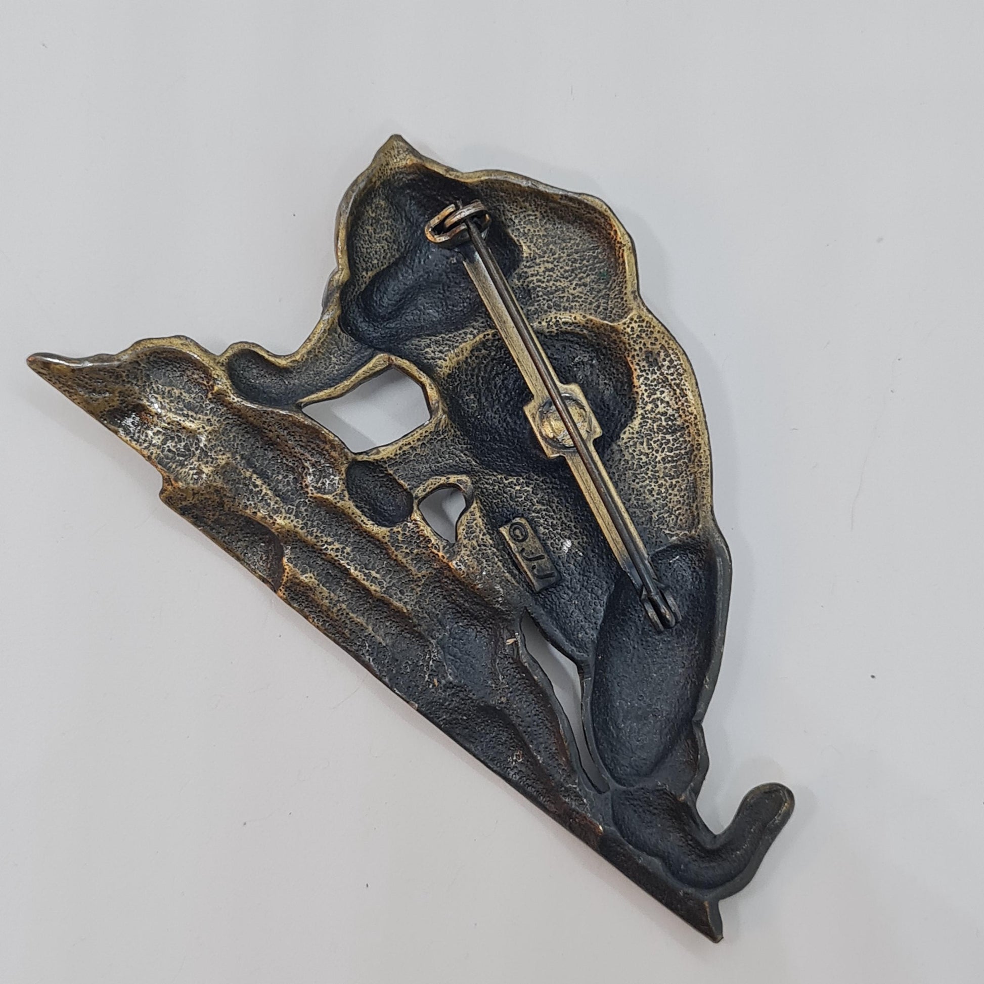 Vintage JJ Leopard brooch, Brass metal brooch pin by a designer