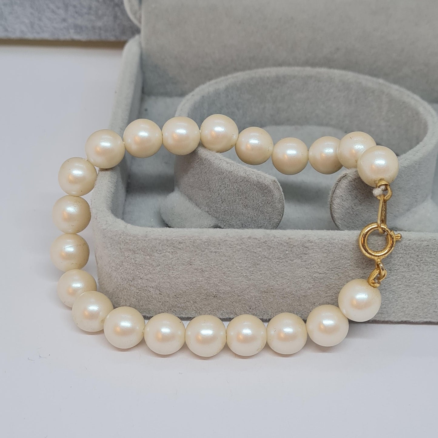 Vintage Japan Faux Pearl Bracelet: Gold Tone Wedding Jewelry