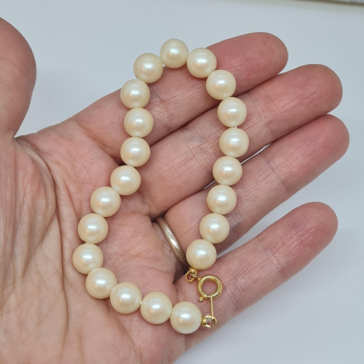 Vintage Japan Faux Pearl Bracelet: Gold Tone Wedding Jewelry