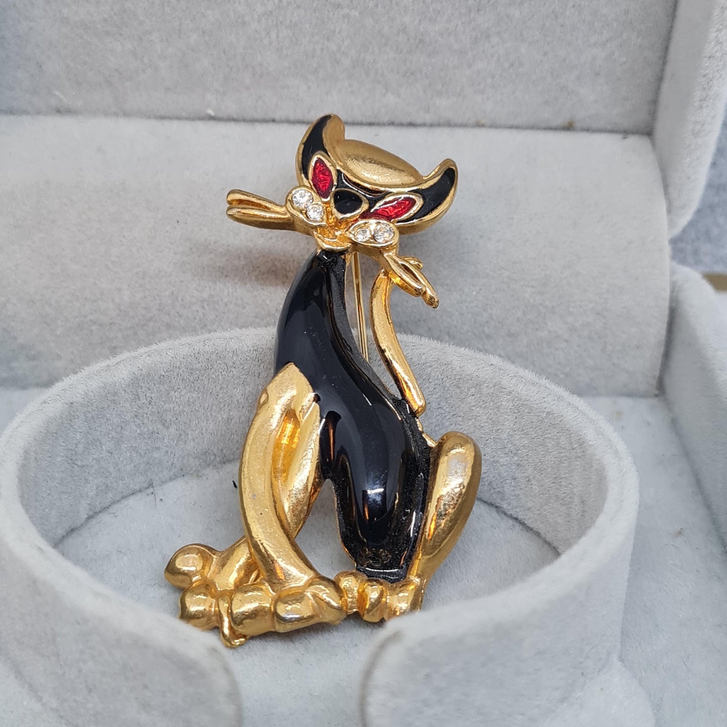 Vintage Enamel Cat Brooch: Gold Tone Rhinestone Pin