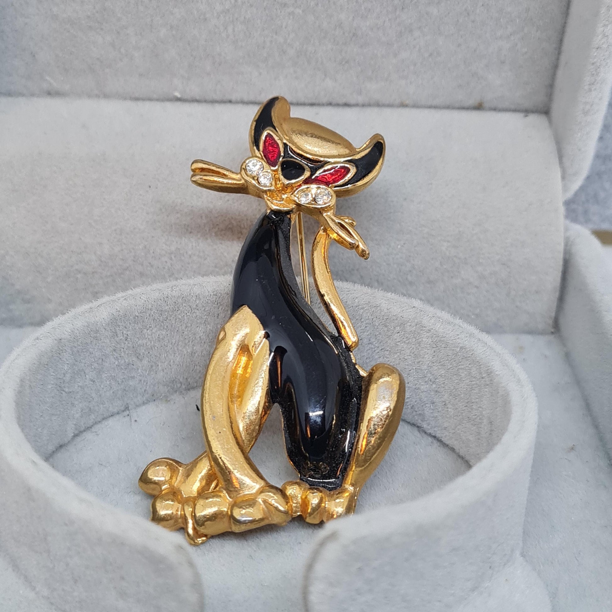 Vintage Enamel Cat Brooch: Gold Tone Rhinestone Pin