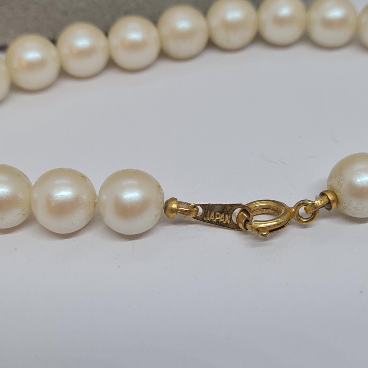 Vintage Japan Faux Pearl Bracelet: Gold Tone Wedding Jewelry